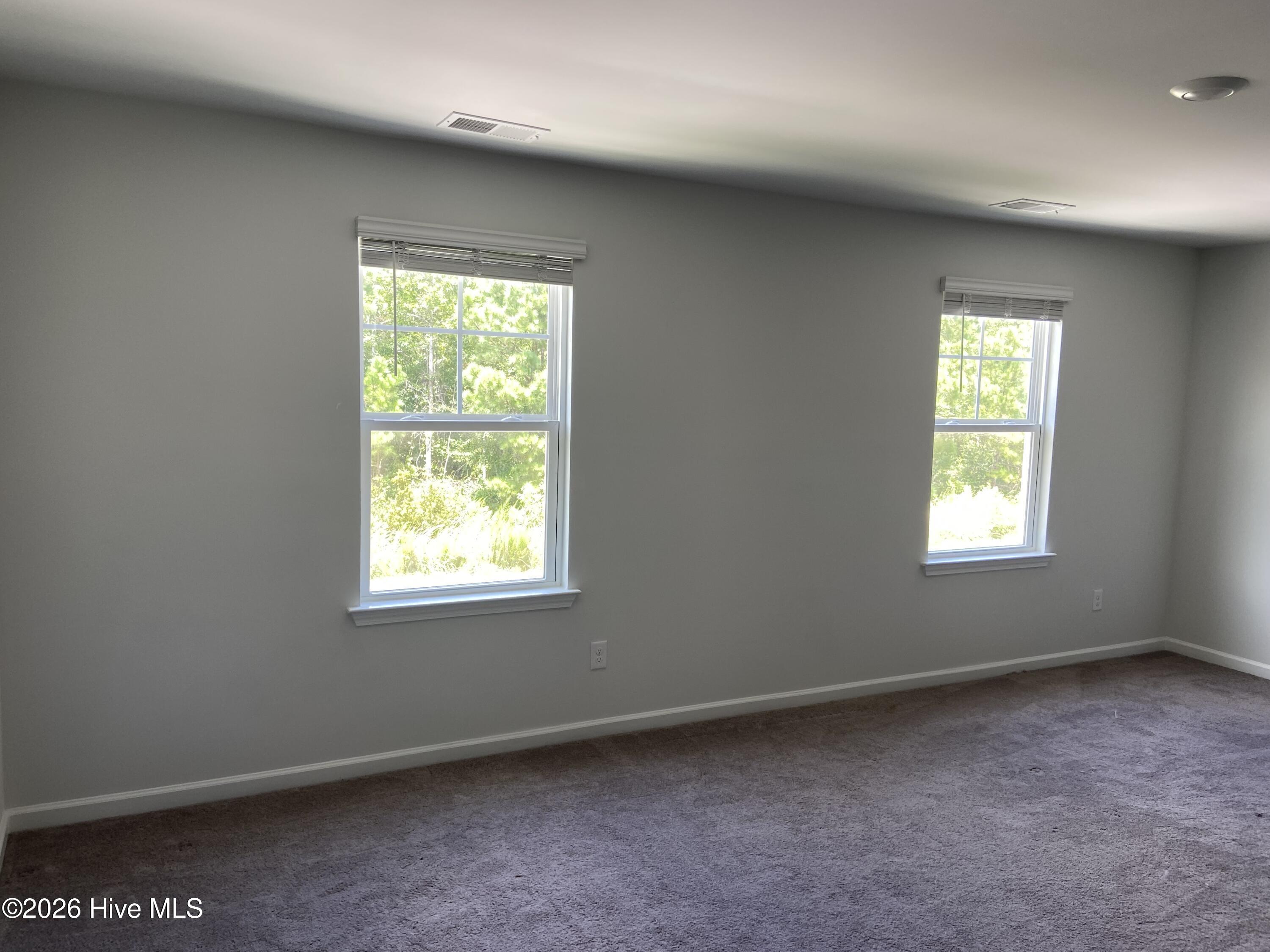 100561980 | Photo 21