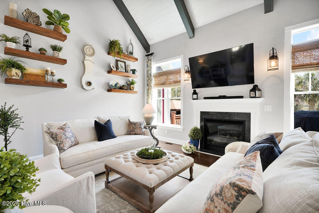 100562480 | Photo 12