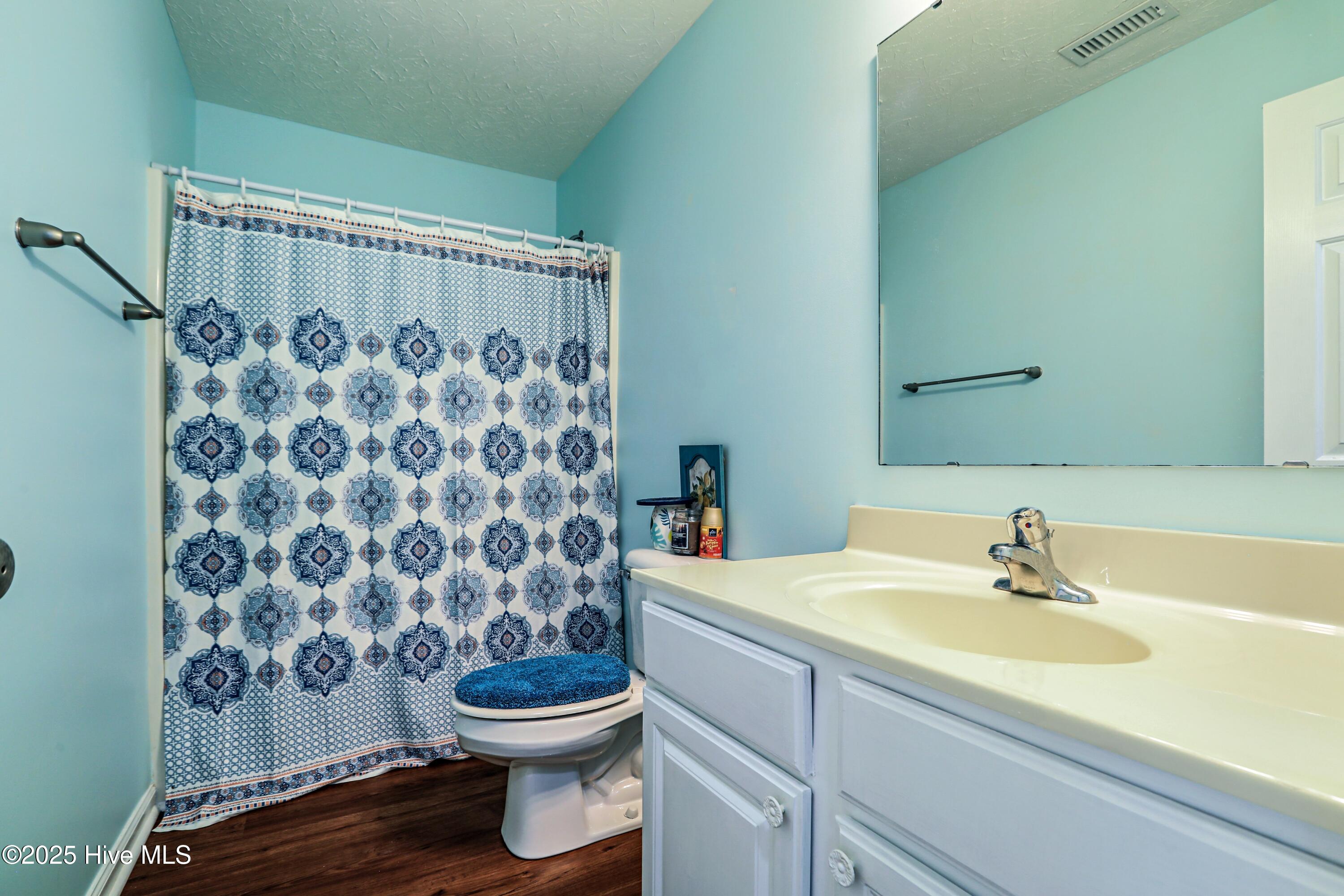 100506631 | Photo 22