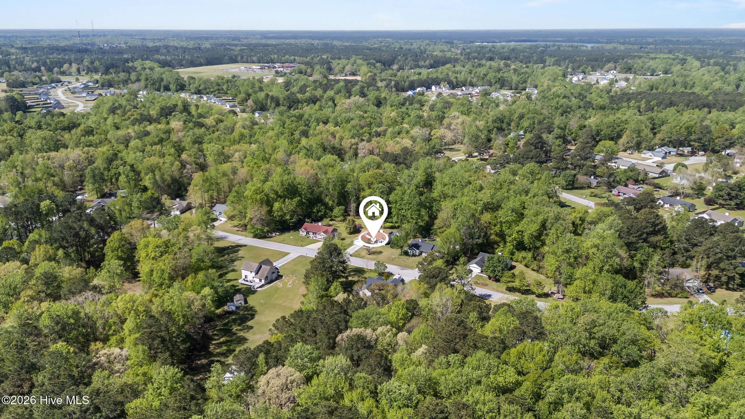 100566789 | Photo 45