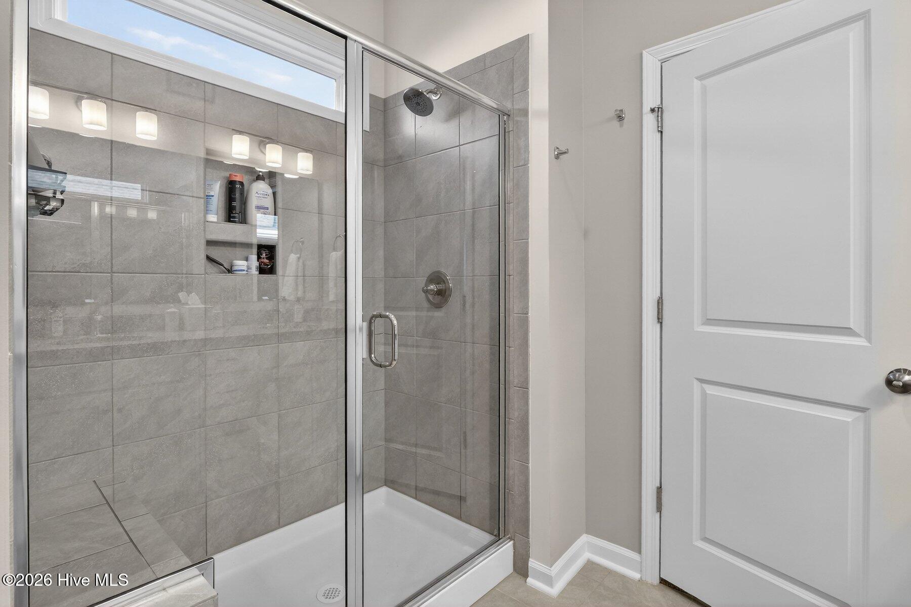 100552199 | Photo 16