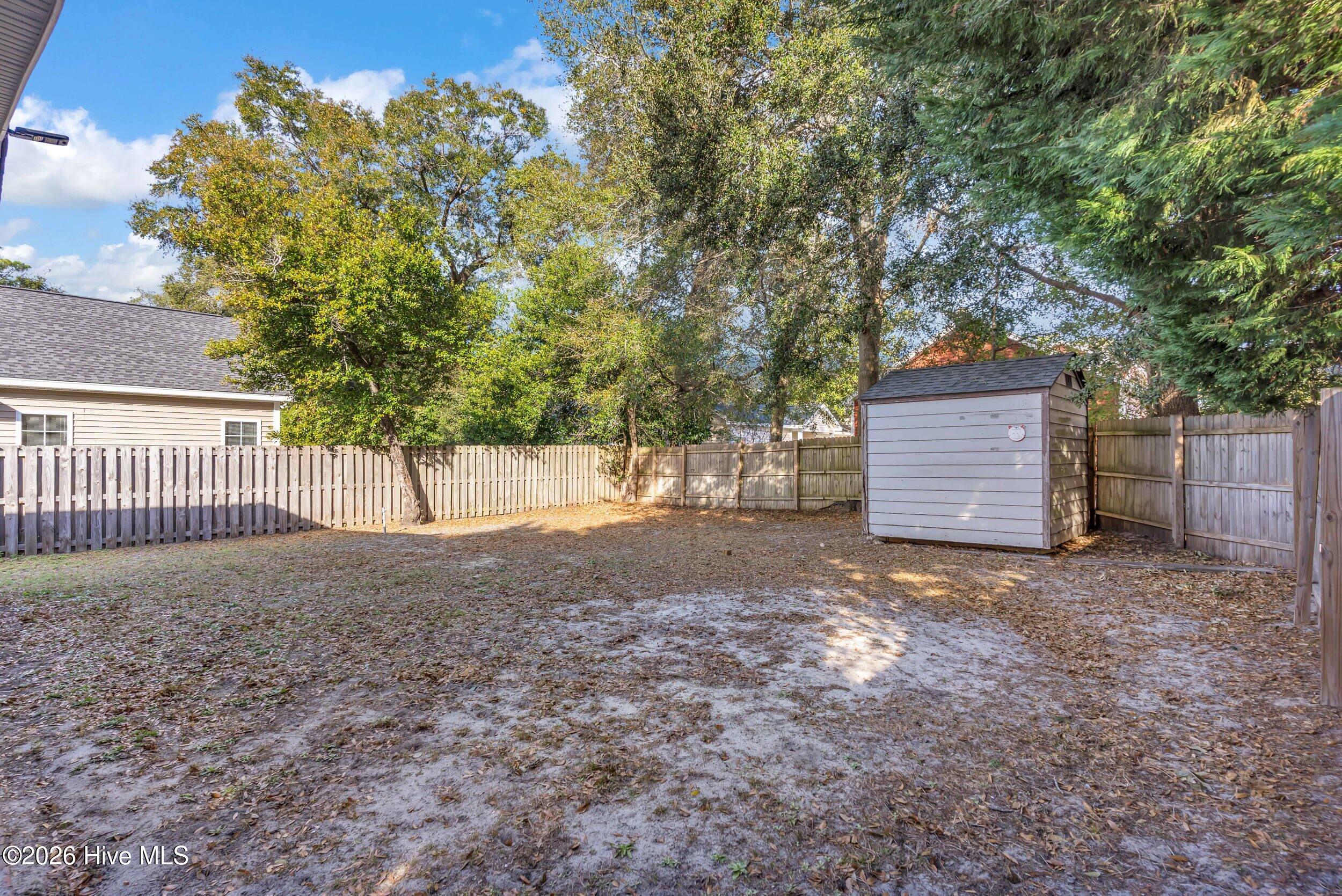 100550344 | Photo 31