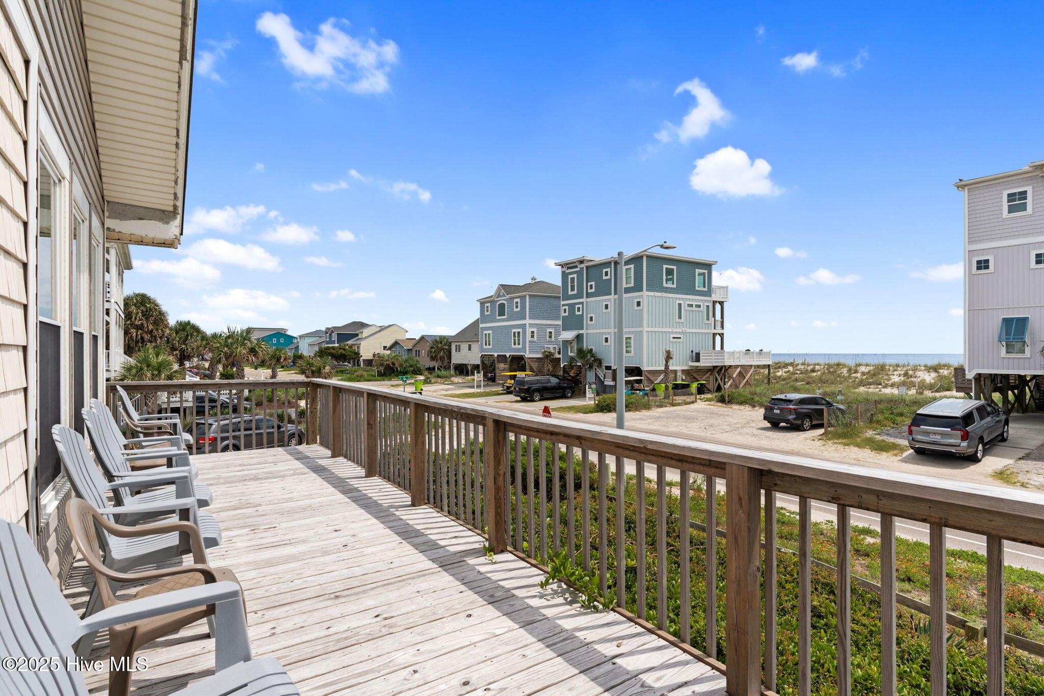 100526809 | Photo 12