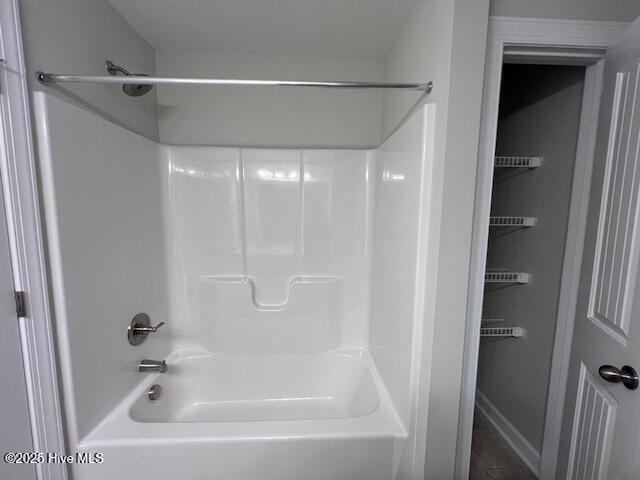 100563437 | Photo 15