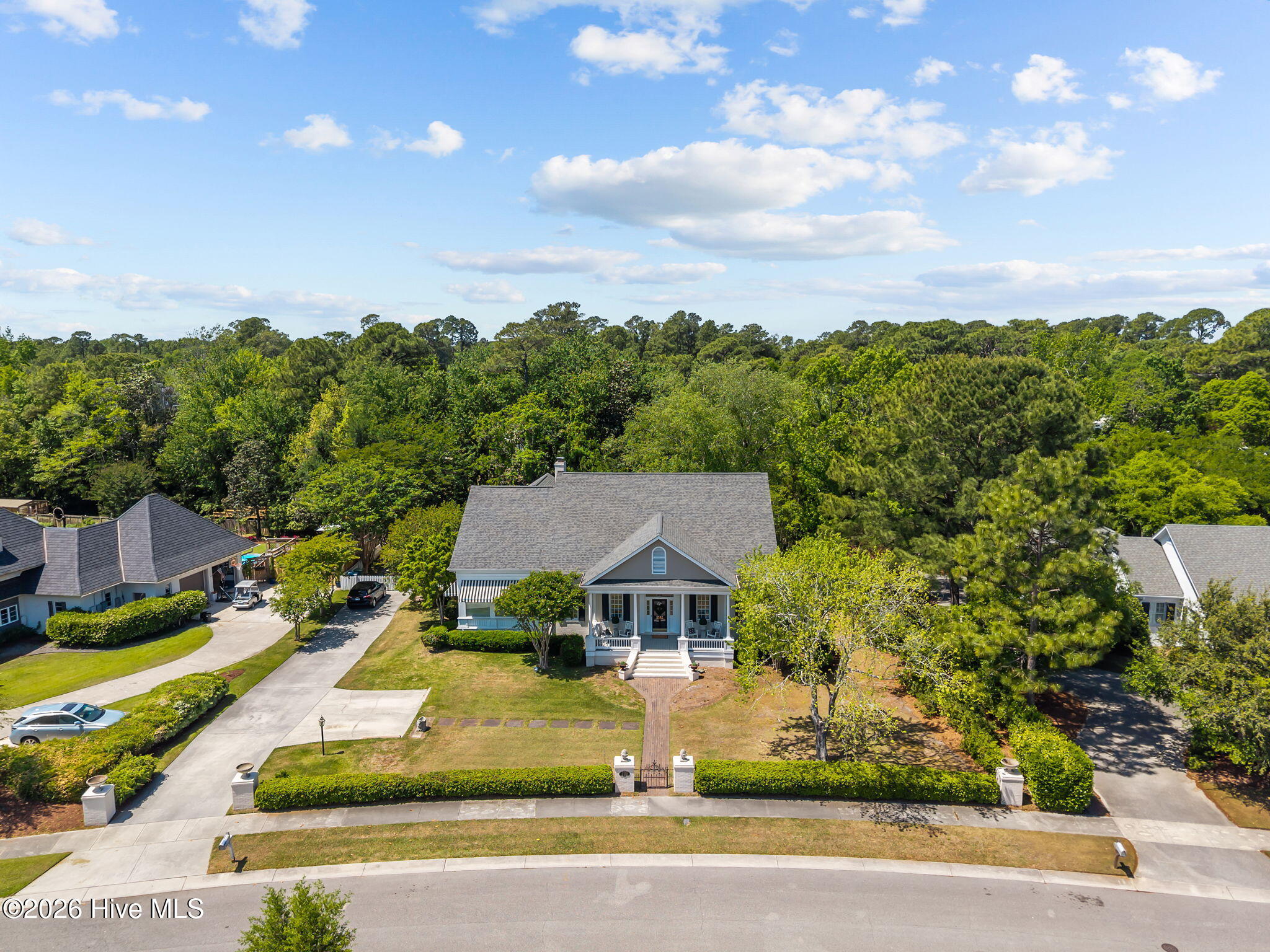 100570294 | Photo 57