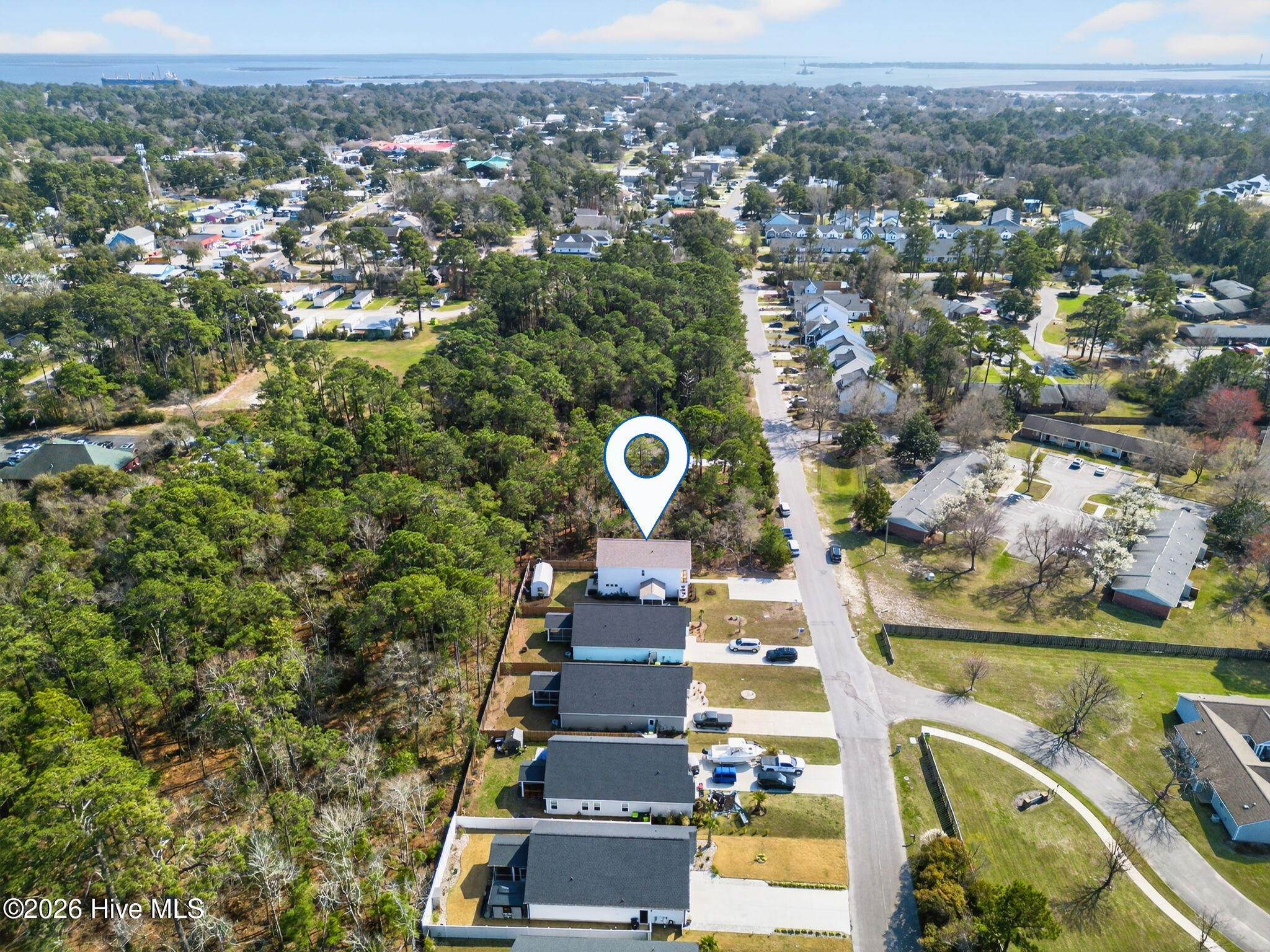 100559815 | Photo 51