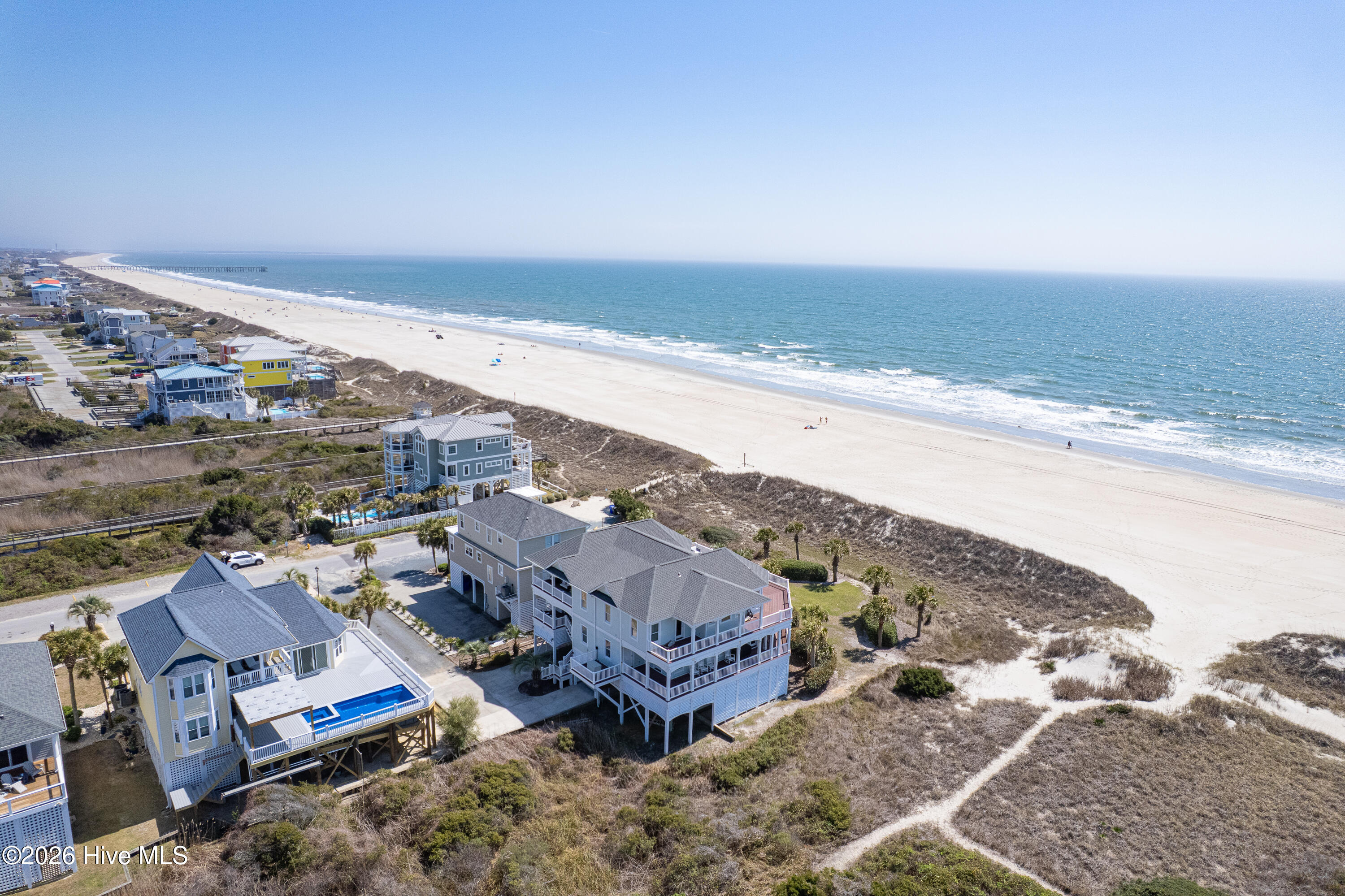 100567897 | Photo 85