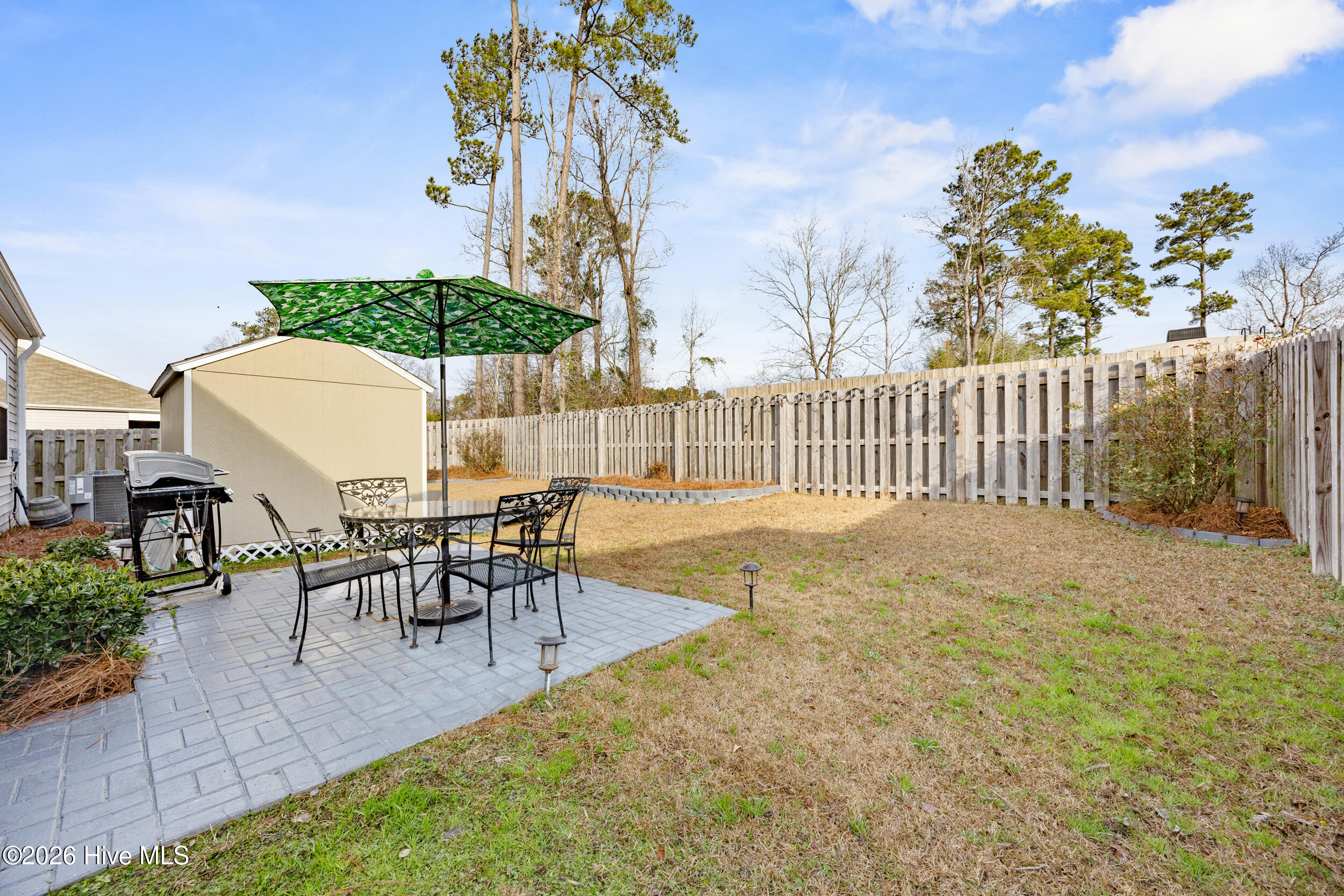 100549244 | Photo 27