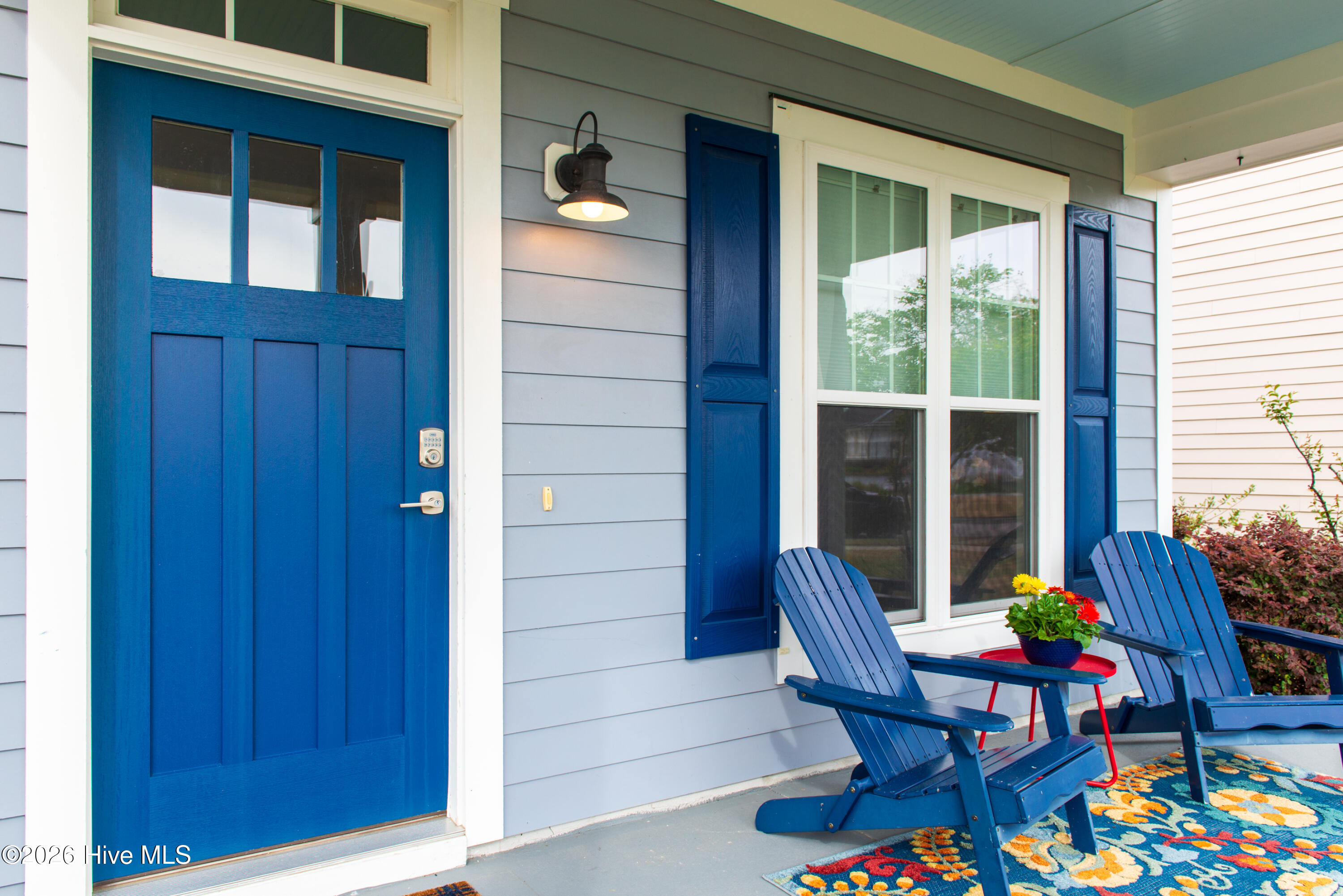 100568036 | Photo 11