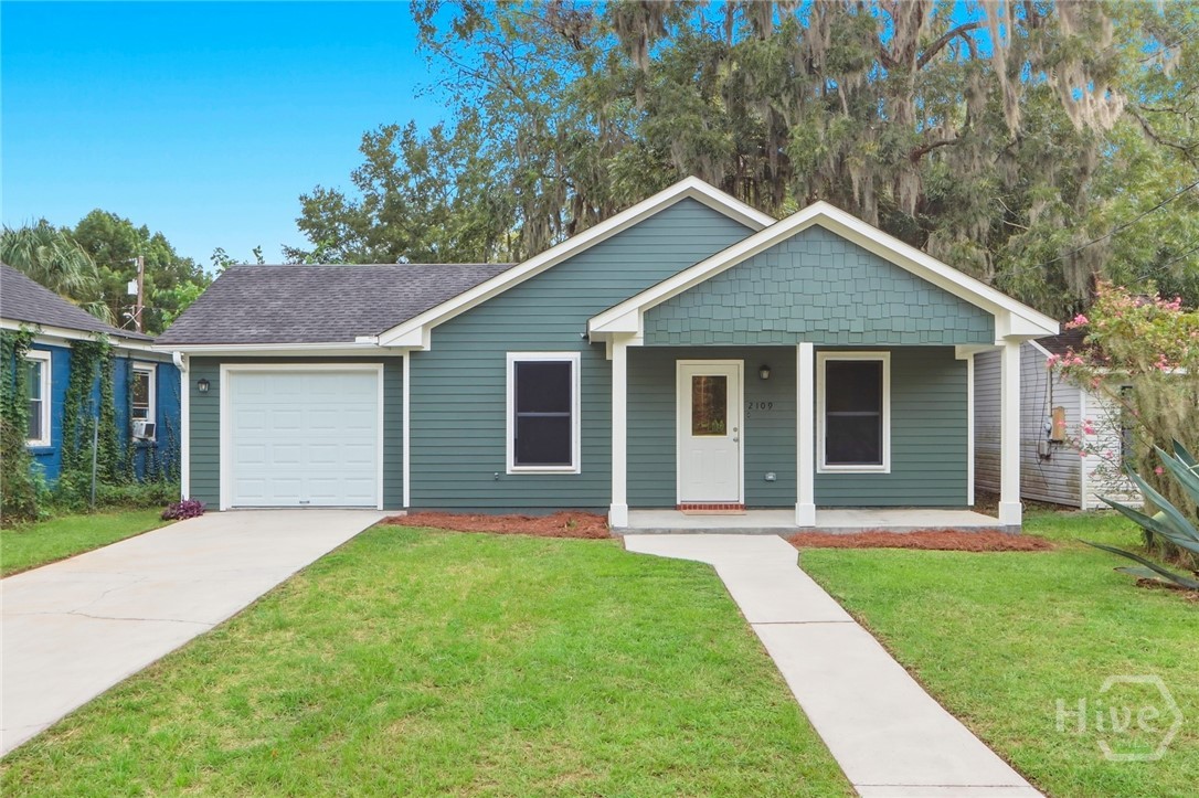 Photo 1 of Single family home for sale at 2109 Alaska St, Savannah, GA 31404 | MLS# SA364840 | Listing updated on 2026-09-18