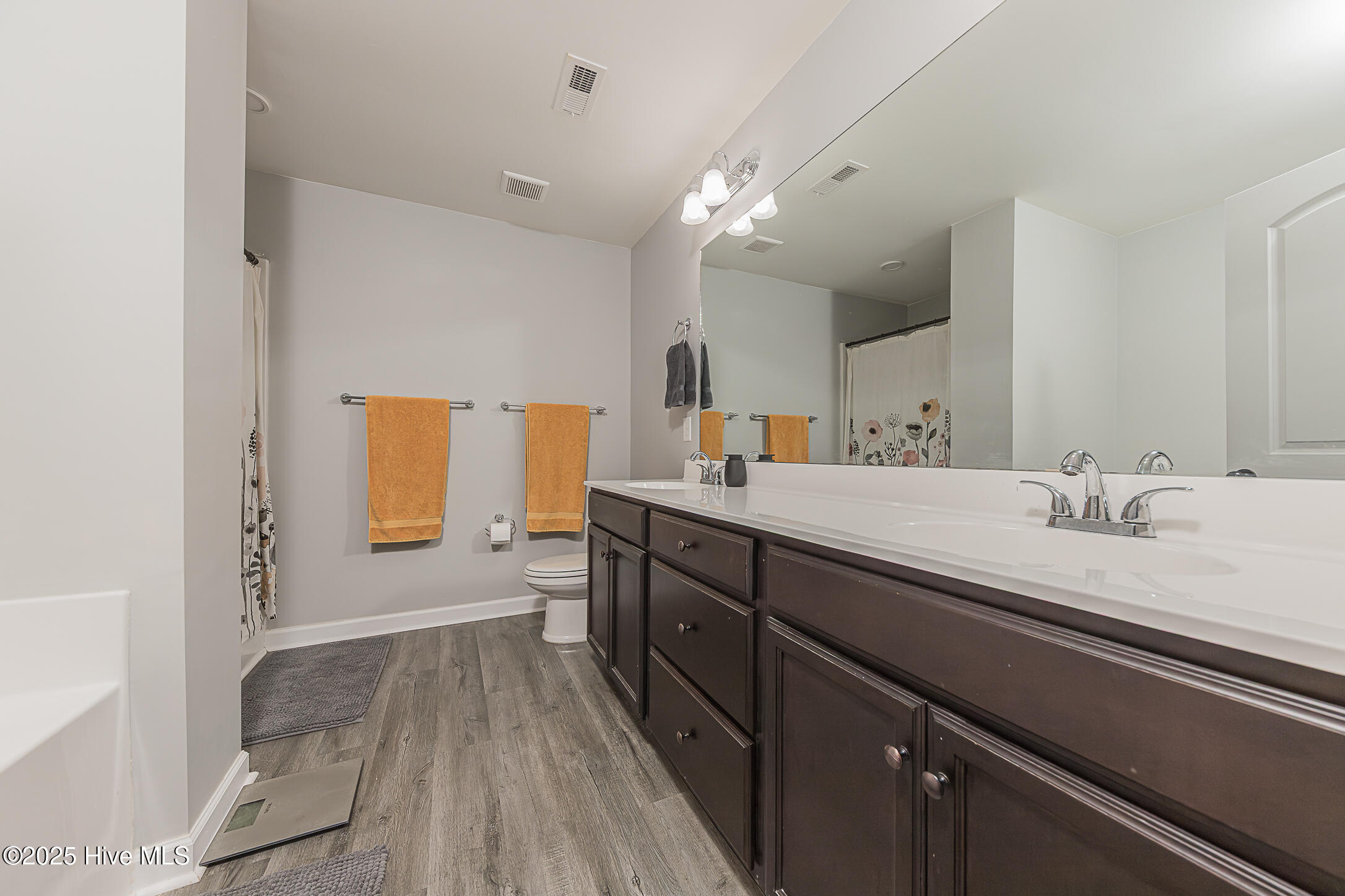 100544528 | Photo 13