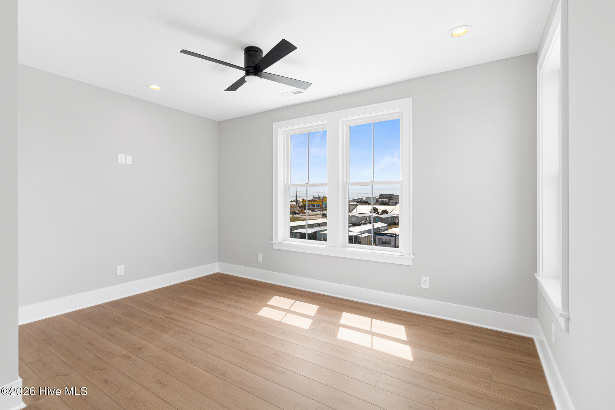 121 Sound Drive, Atlantic Beach, NC, 28512