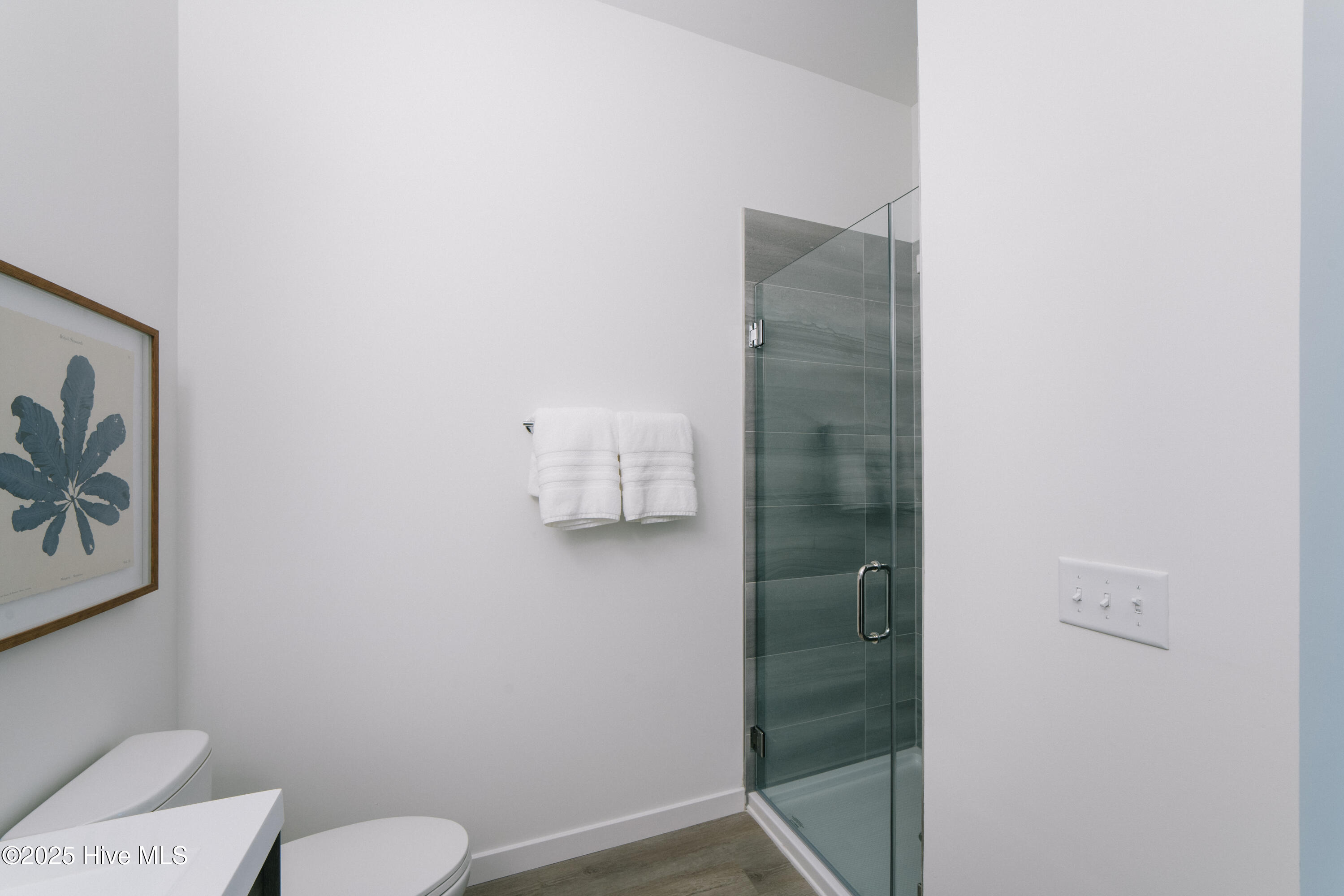 100541058 | Photo 31