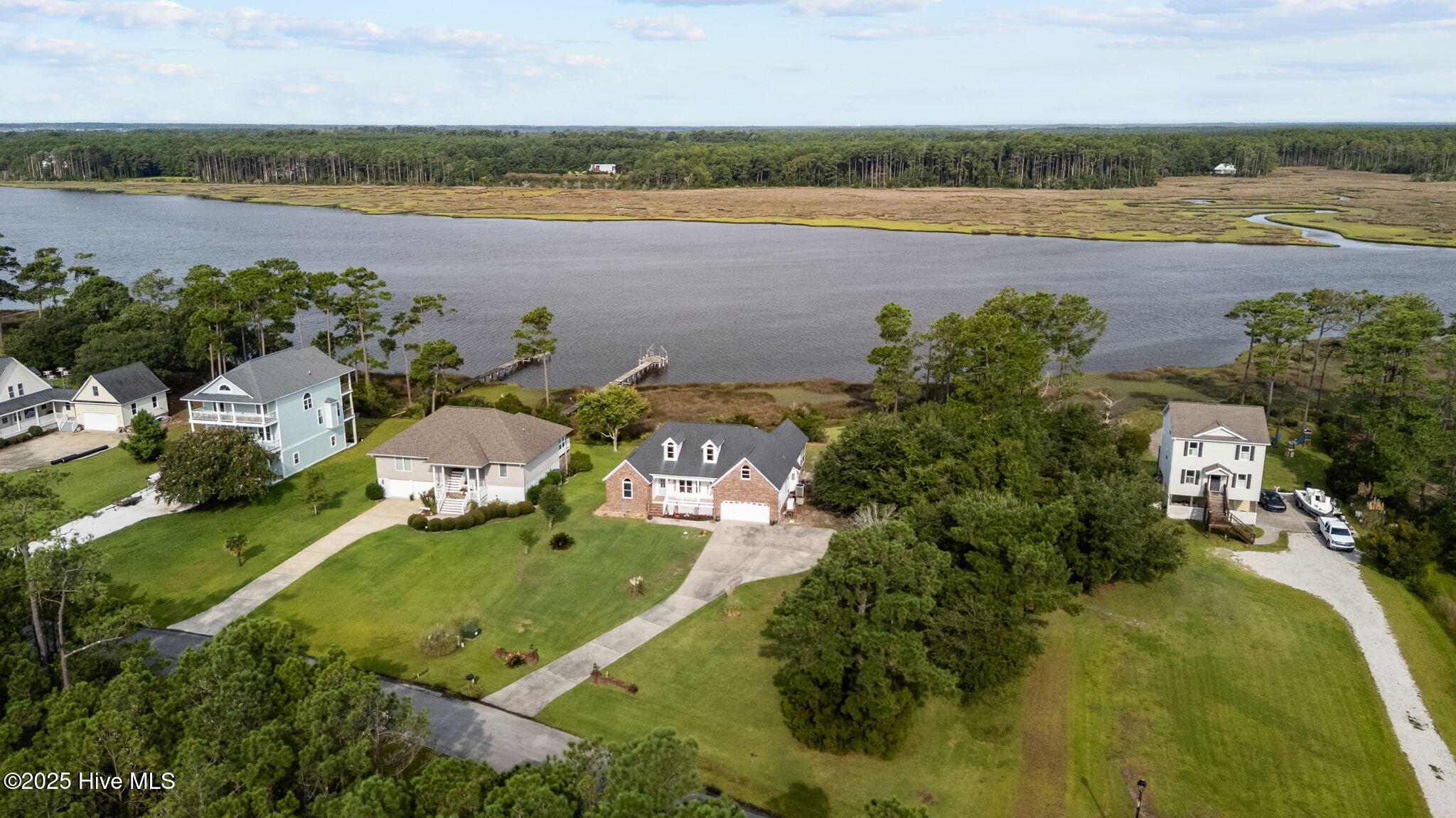 Featured Property 413 Pelican Harbor 