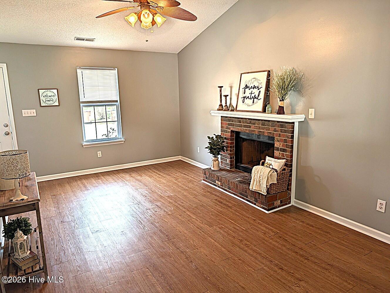 106 Glenside Court, Midway Park, NC 28544 – photo 6: 106 GLENSIDE LR2