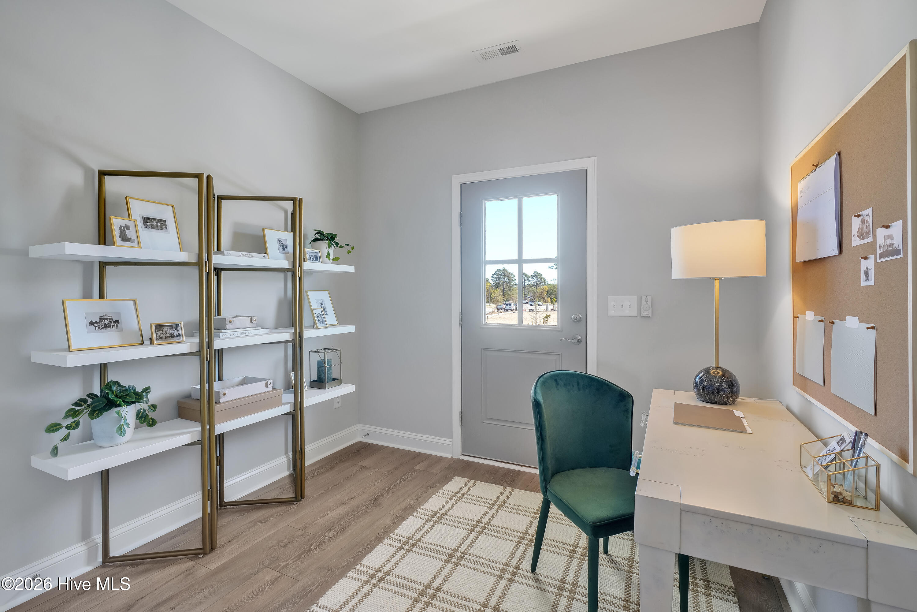 100557147 | Photo 22