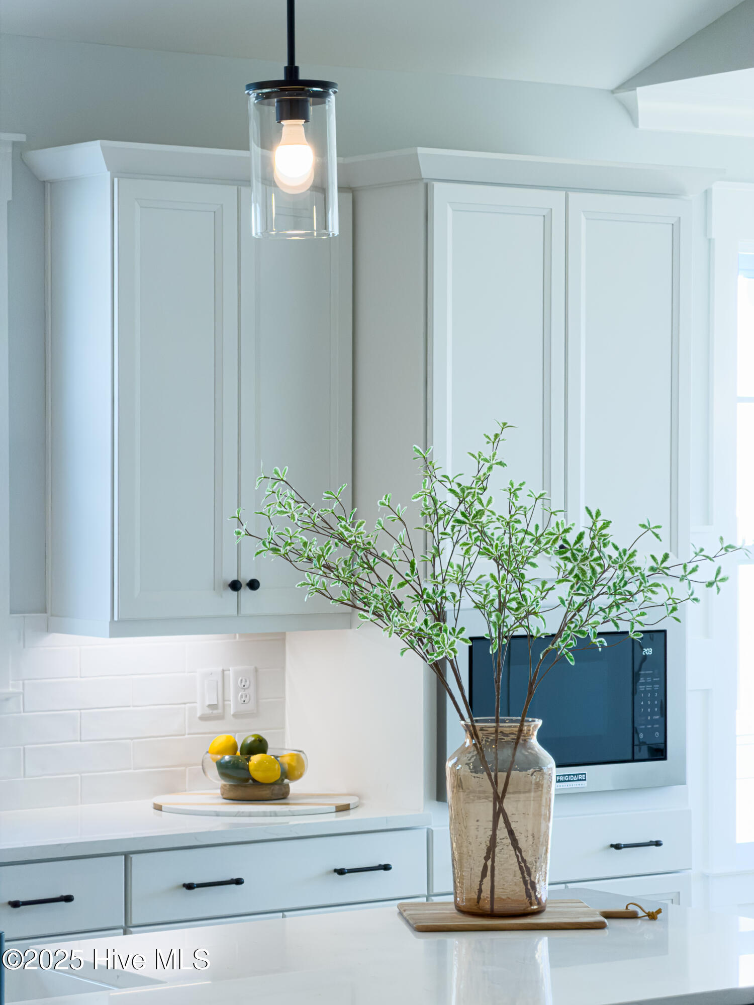 100531959 | Photo 26