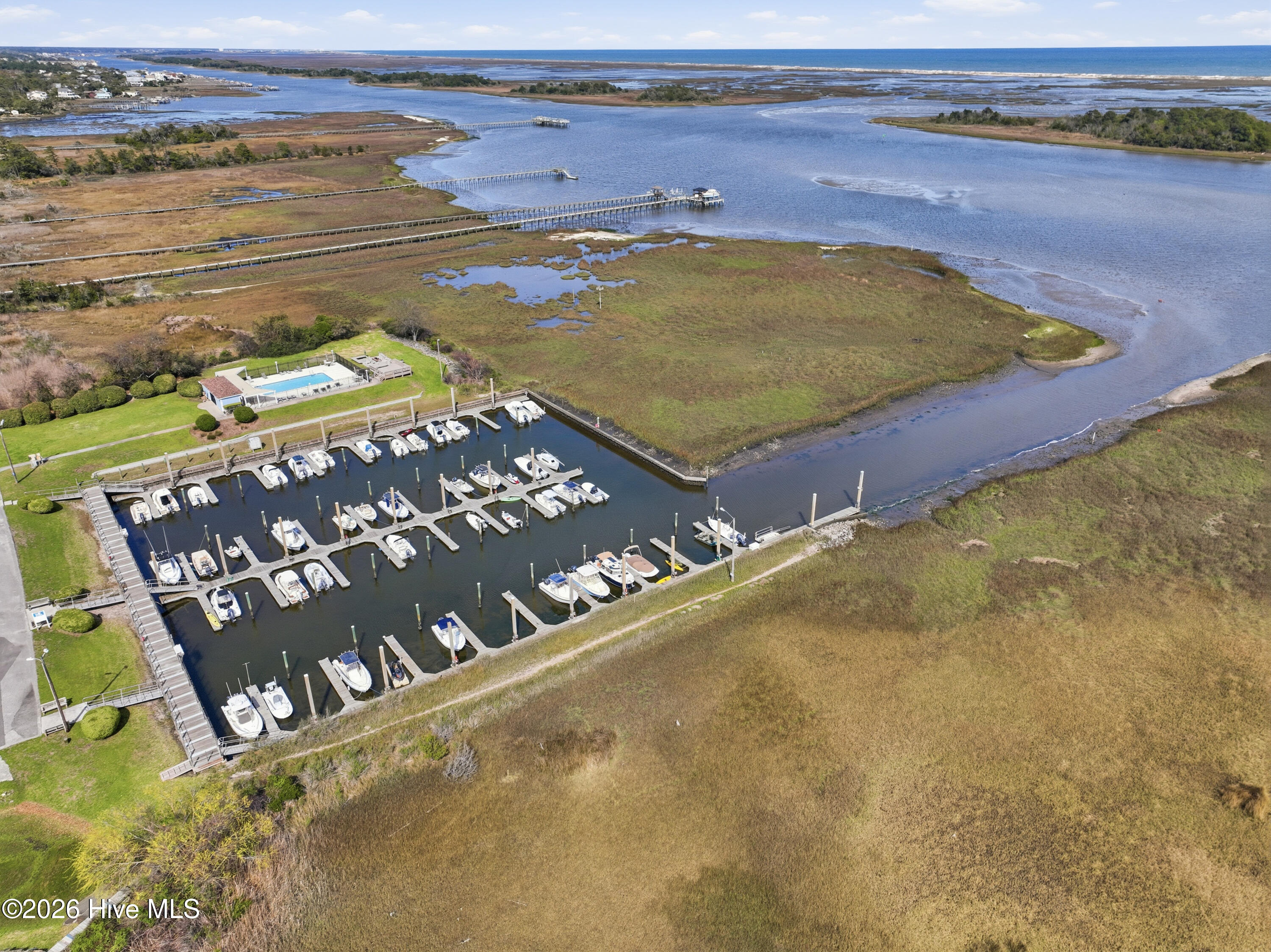 100561627 | Photo 62