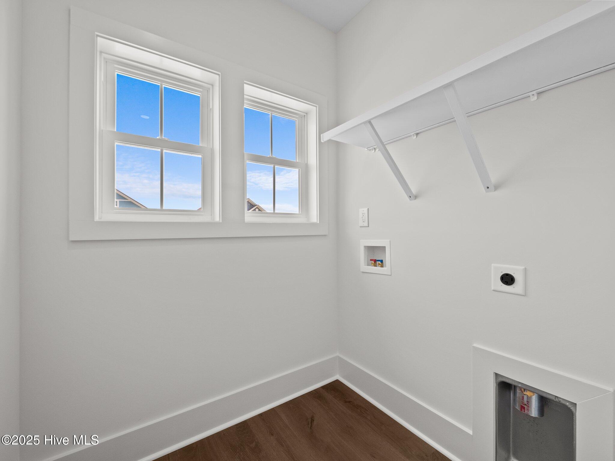 609 Cannonsgate Drive, Newport, NC, 28570