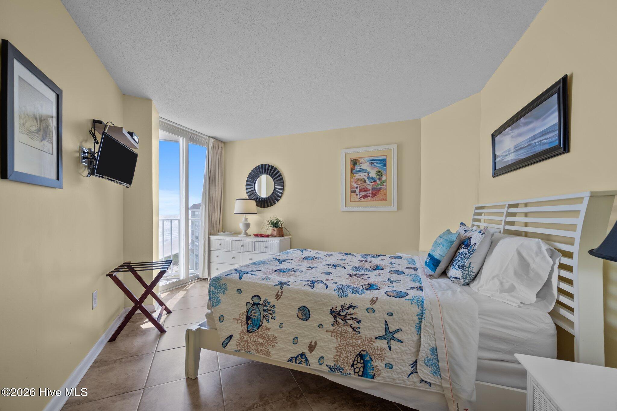 100565152 | Photo 18