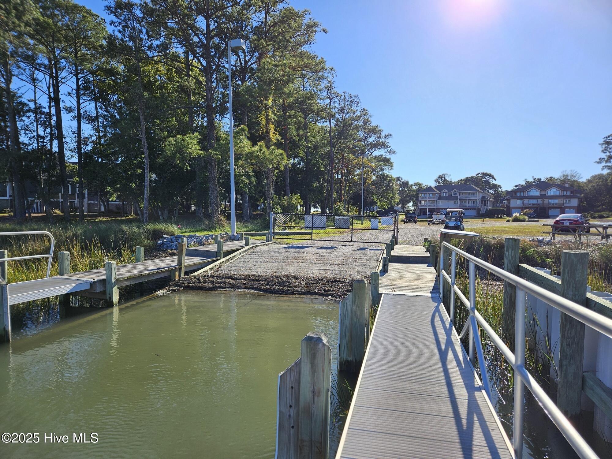 100539061 | Photo 14