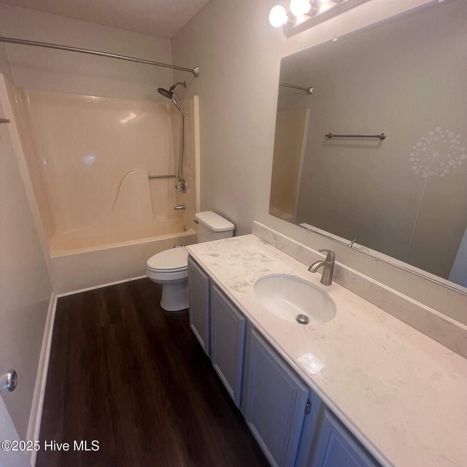 Hall bath - 7-22-24 - 1303 Cedar Lane