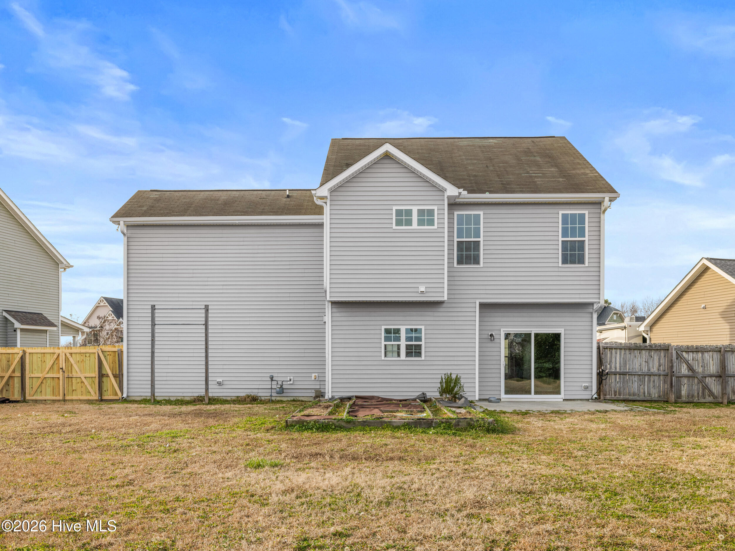 100547442 | Photo 45