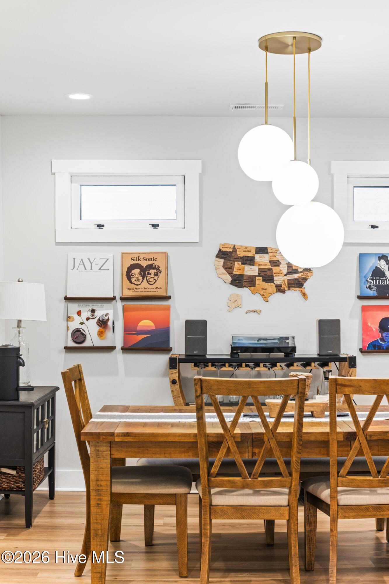 100559701 | Photo 13