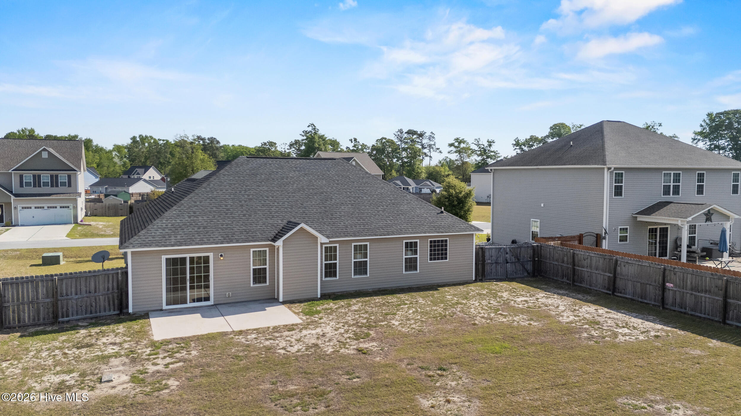 100567416 | Photo 41