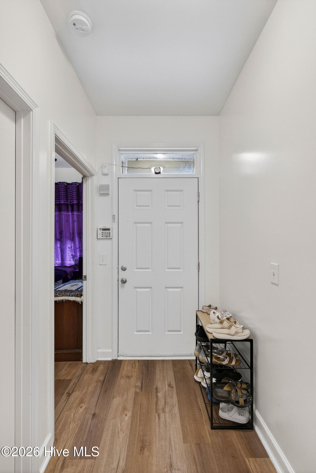 100564267 | Photo 11