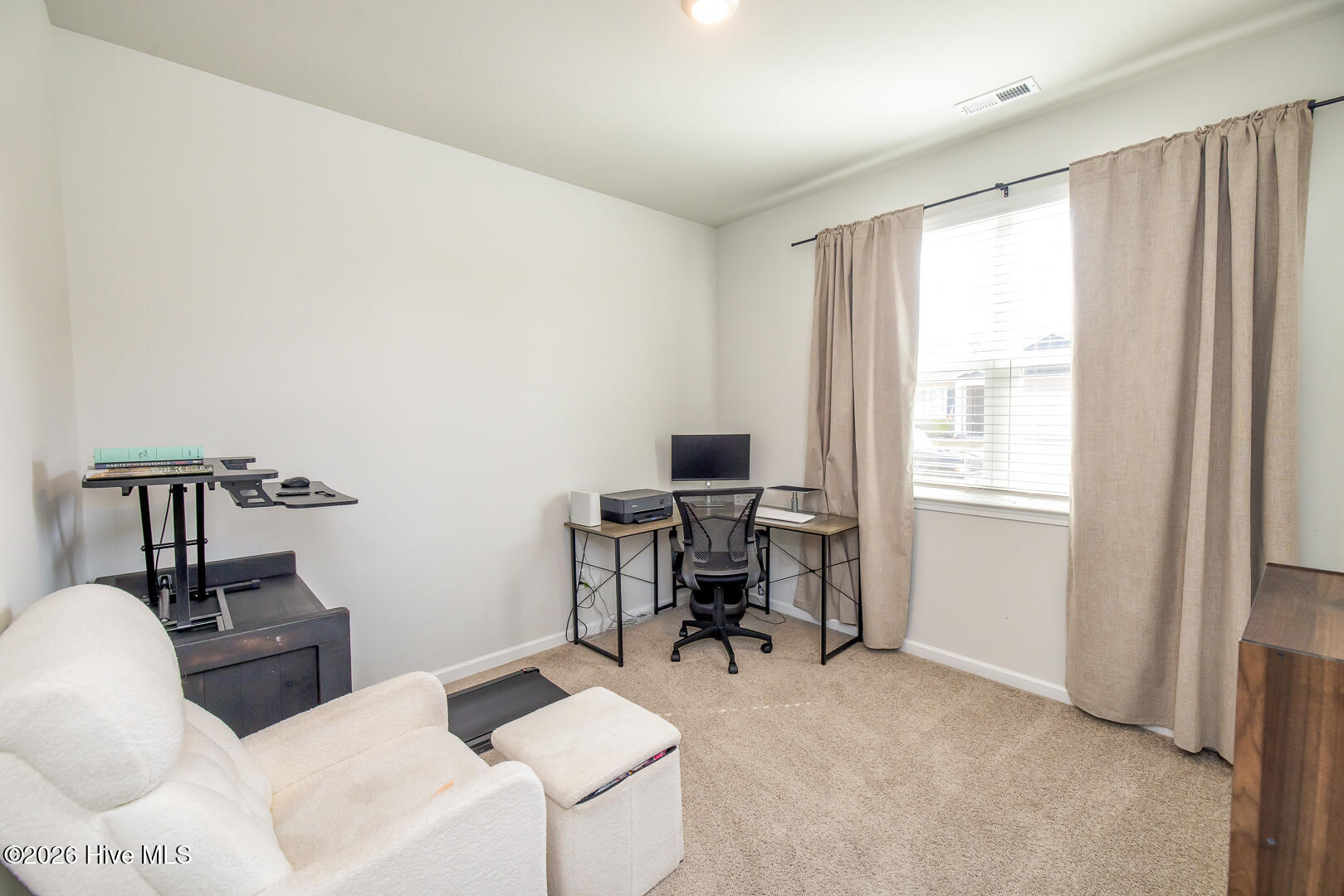 100560328 | Photo 19