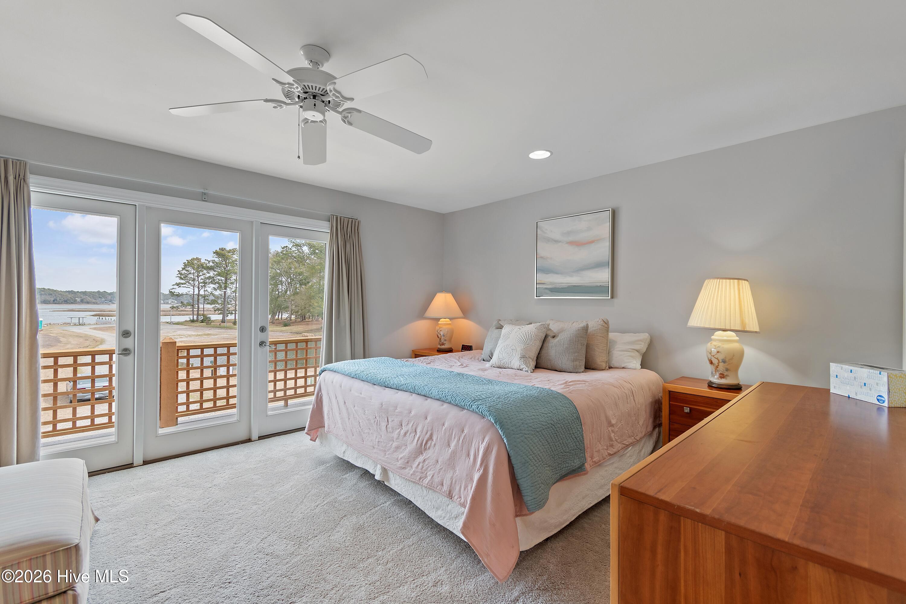 100557427 | Photo 21