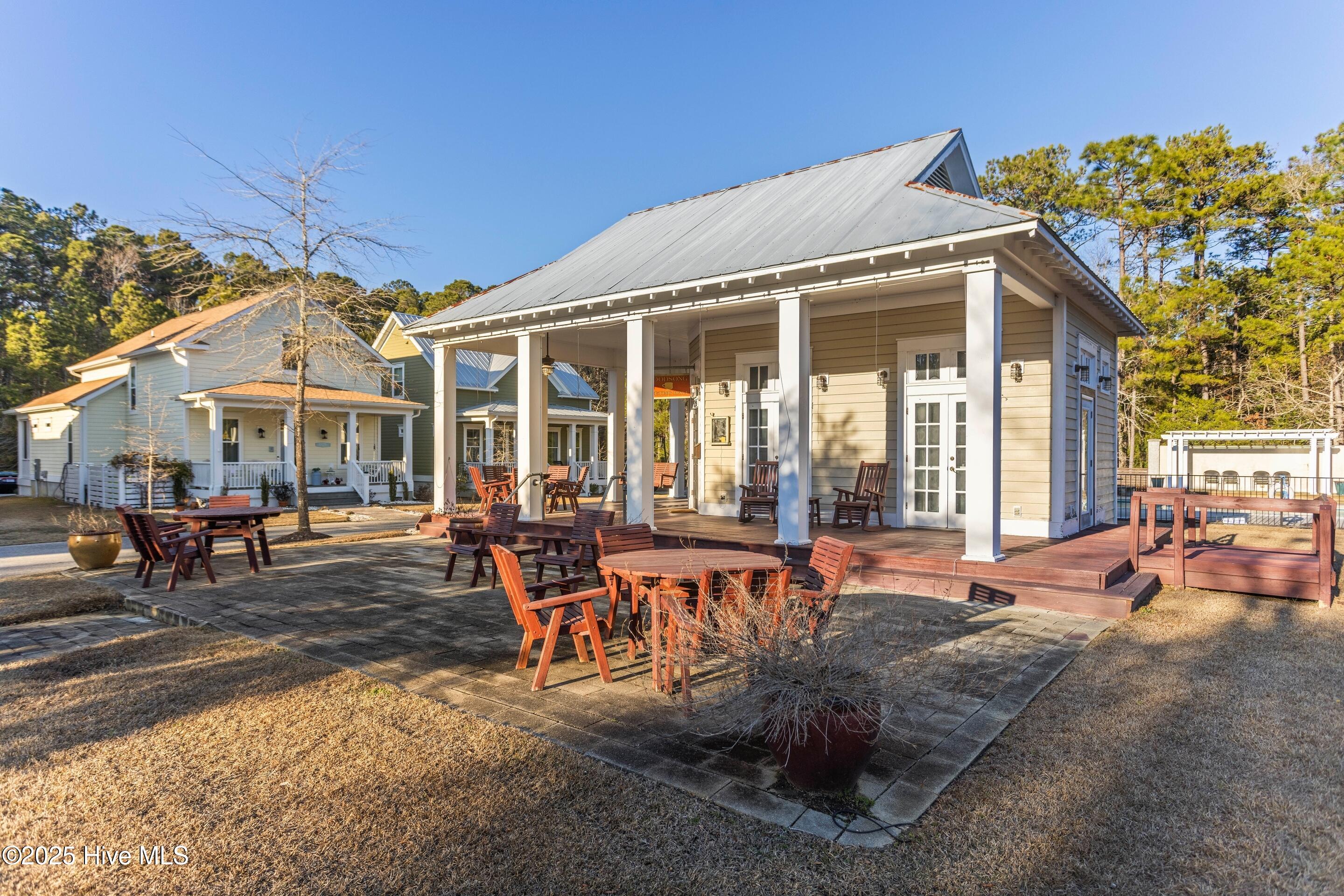 100534739 | Photo 36