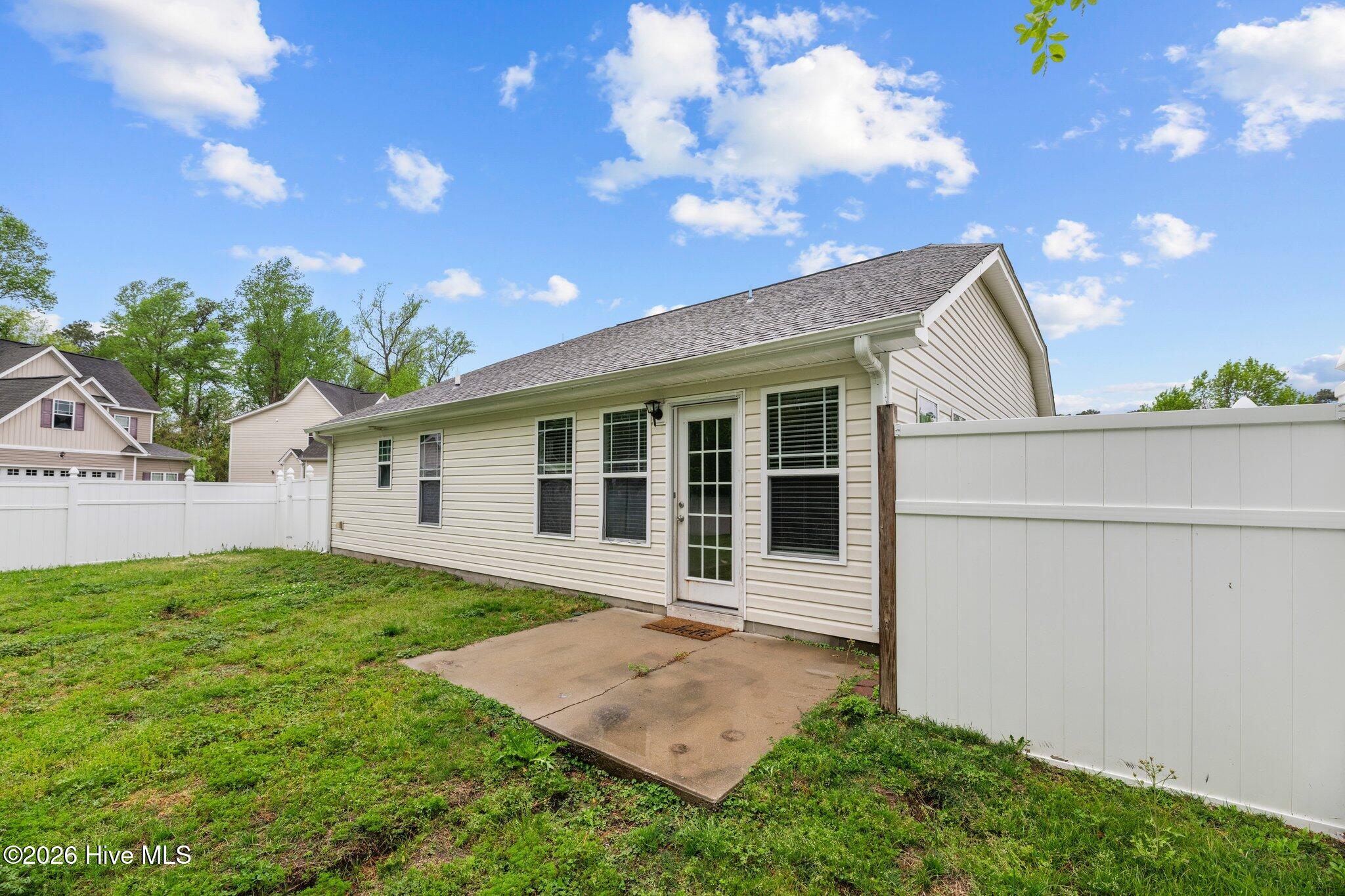 300 Hawks Bluff Drive,New Bern