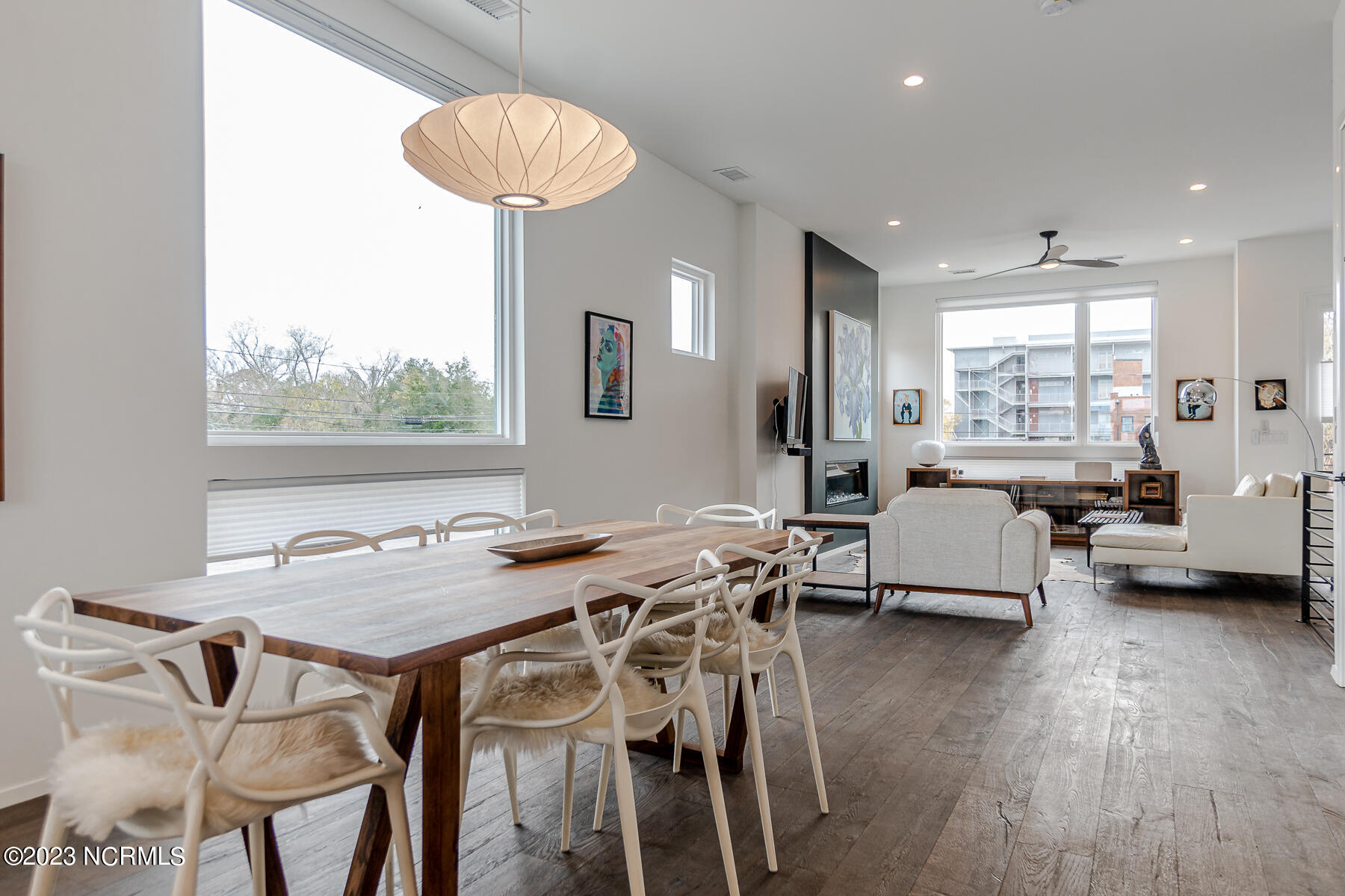 100552304 | Photo 14