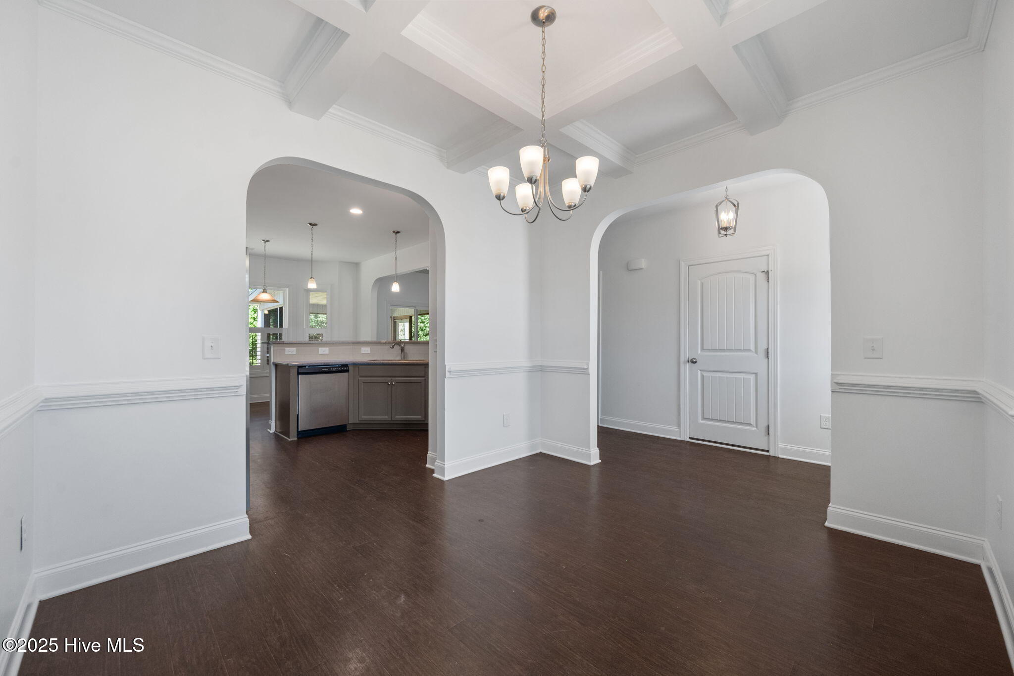 100538964 | Photo 19