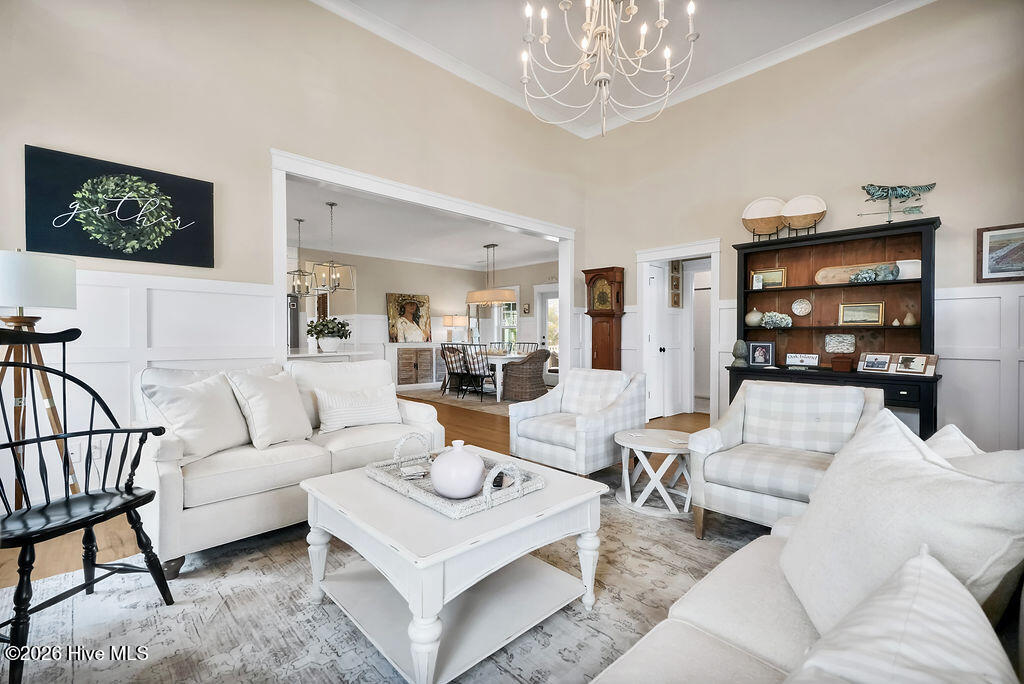 100561148 | Photo 13