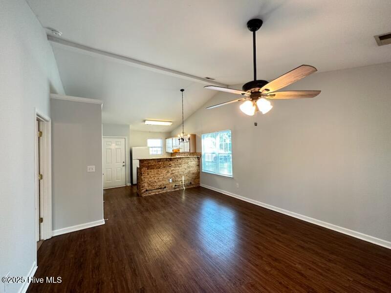 100511811 | Photo 14