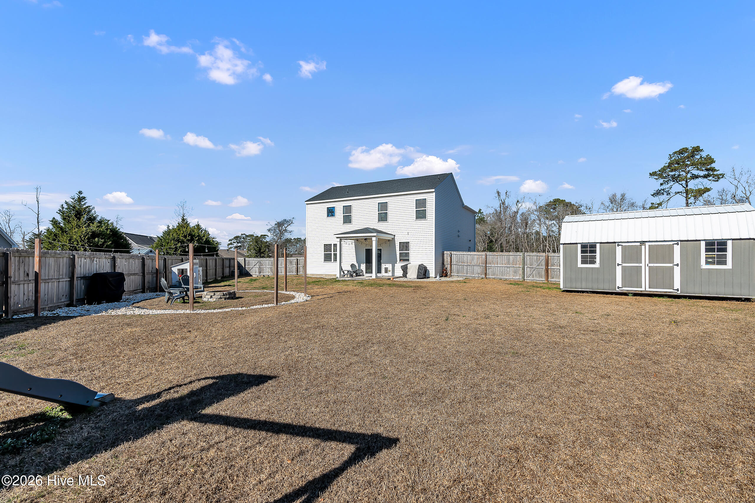 100551354 | Photo 54