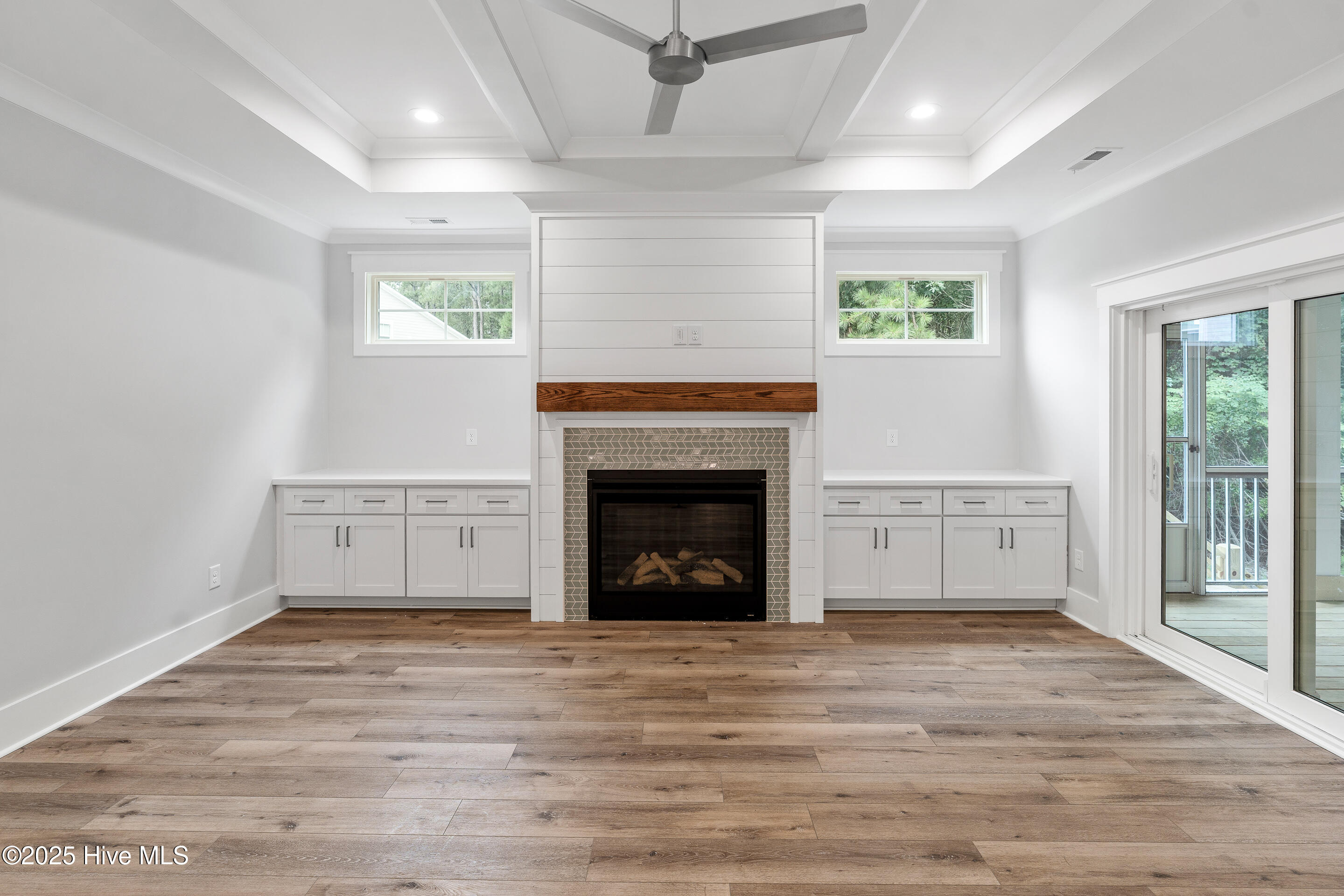 100515722 | Photo 17