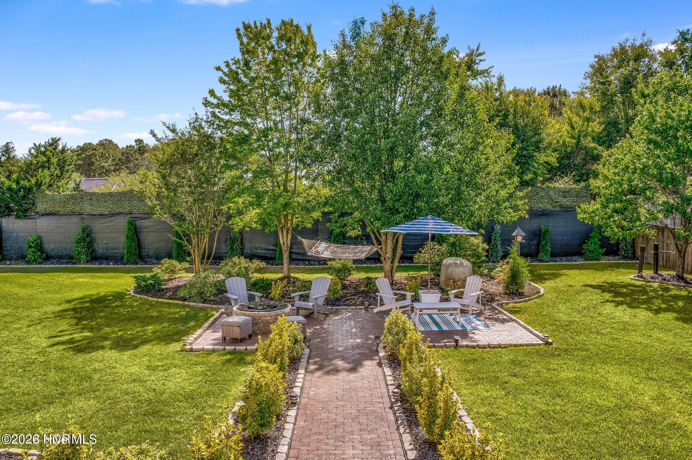 100550265 | Photo 85