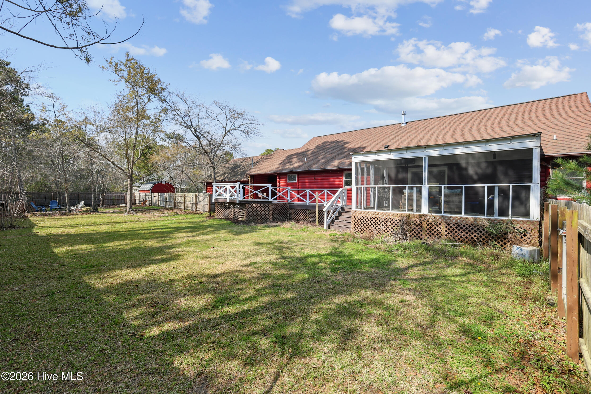 100563563 | Photo 41