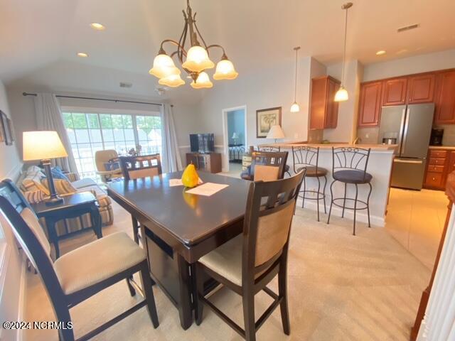 100569387 | Photo 16