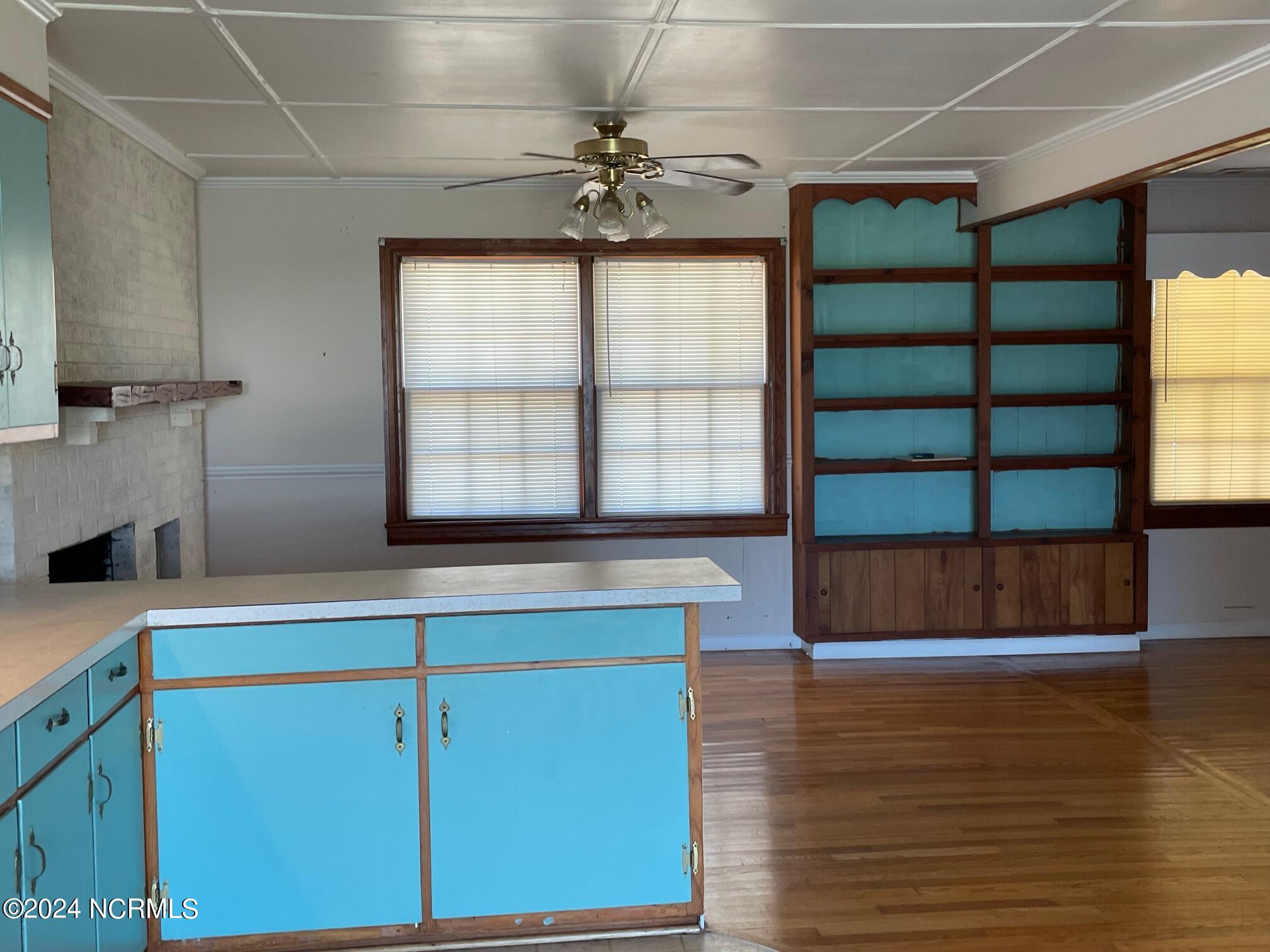 2604 Cedar Island Road,Cedar Island