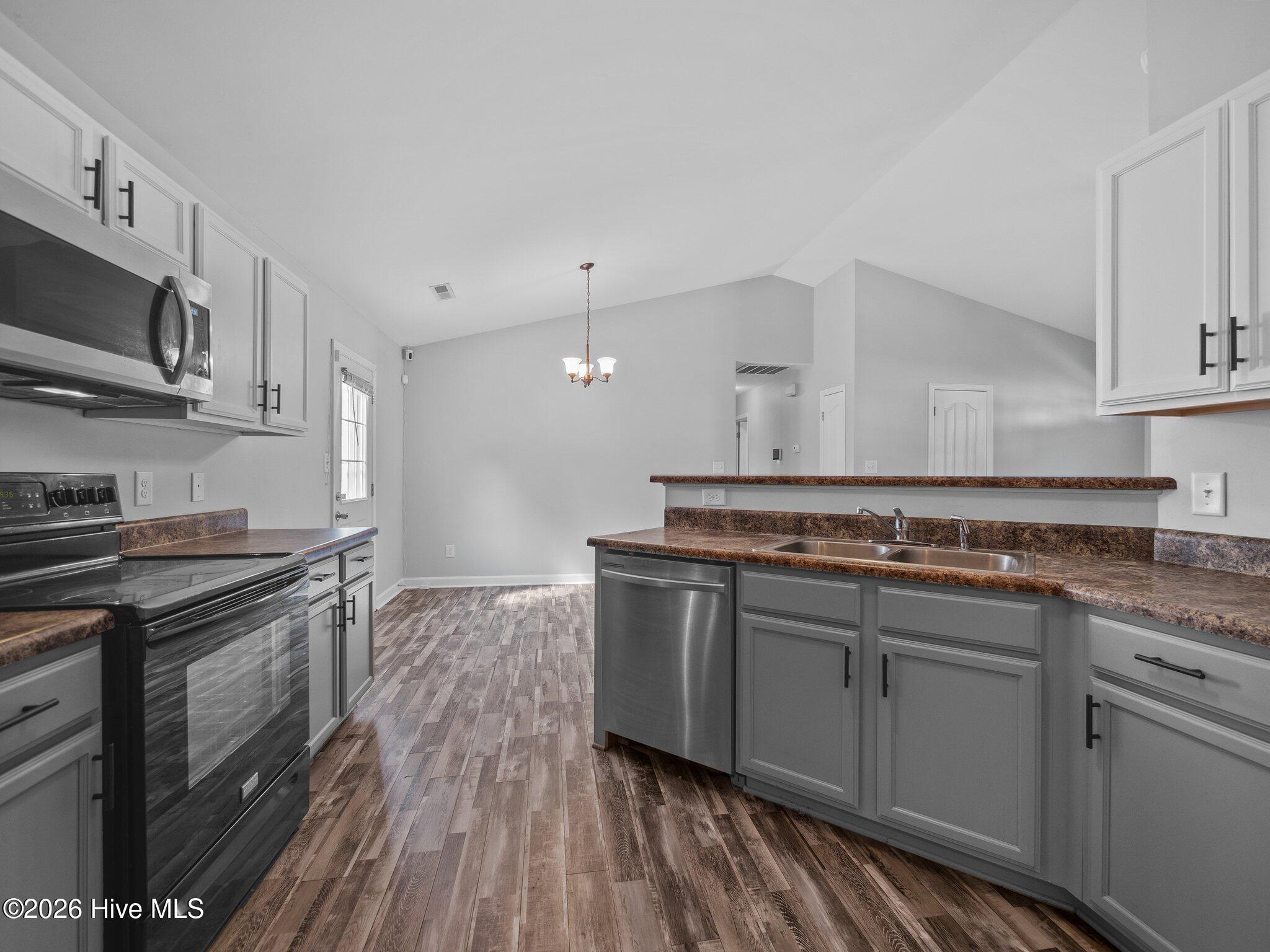 312 Reid Court N,Jacksonville