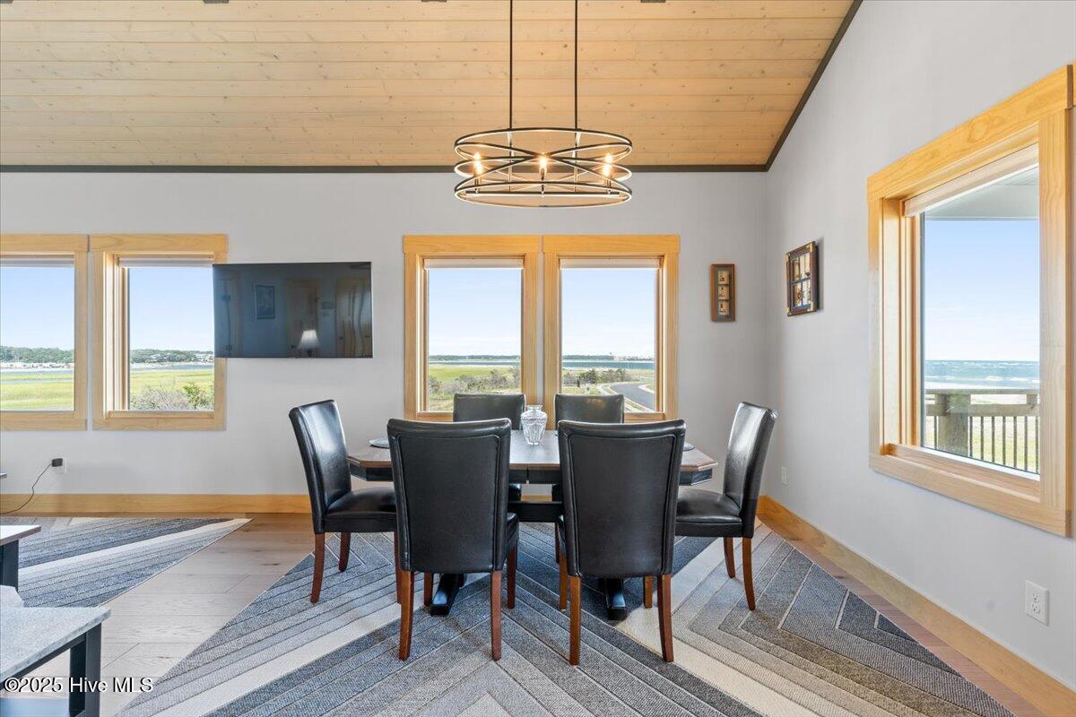 100531414 | Photo 68