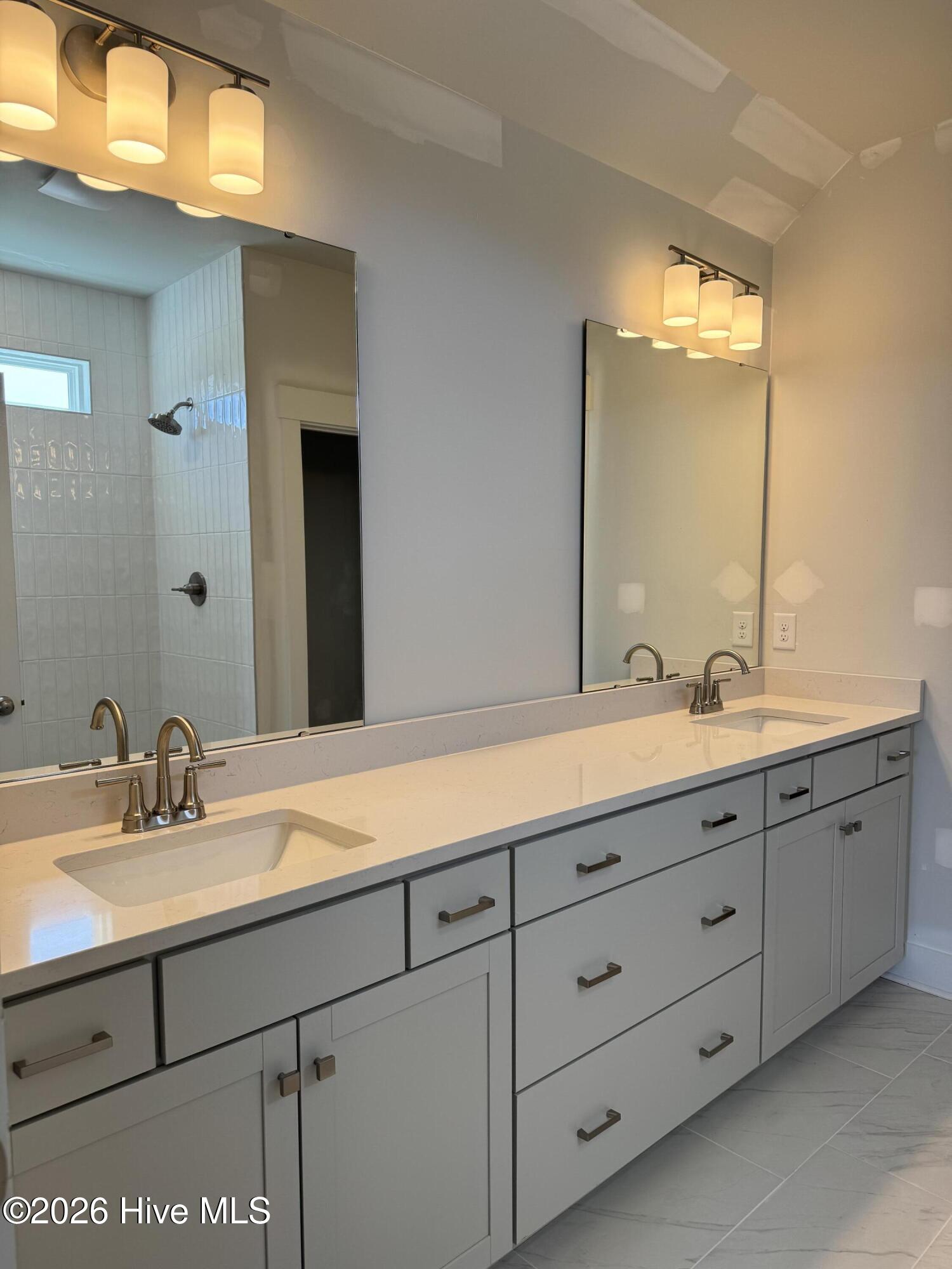 ETW 42 Primary Bathroom 5.23