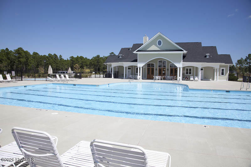 100540133 | Photo 23