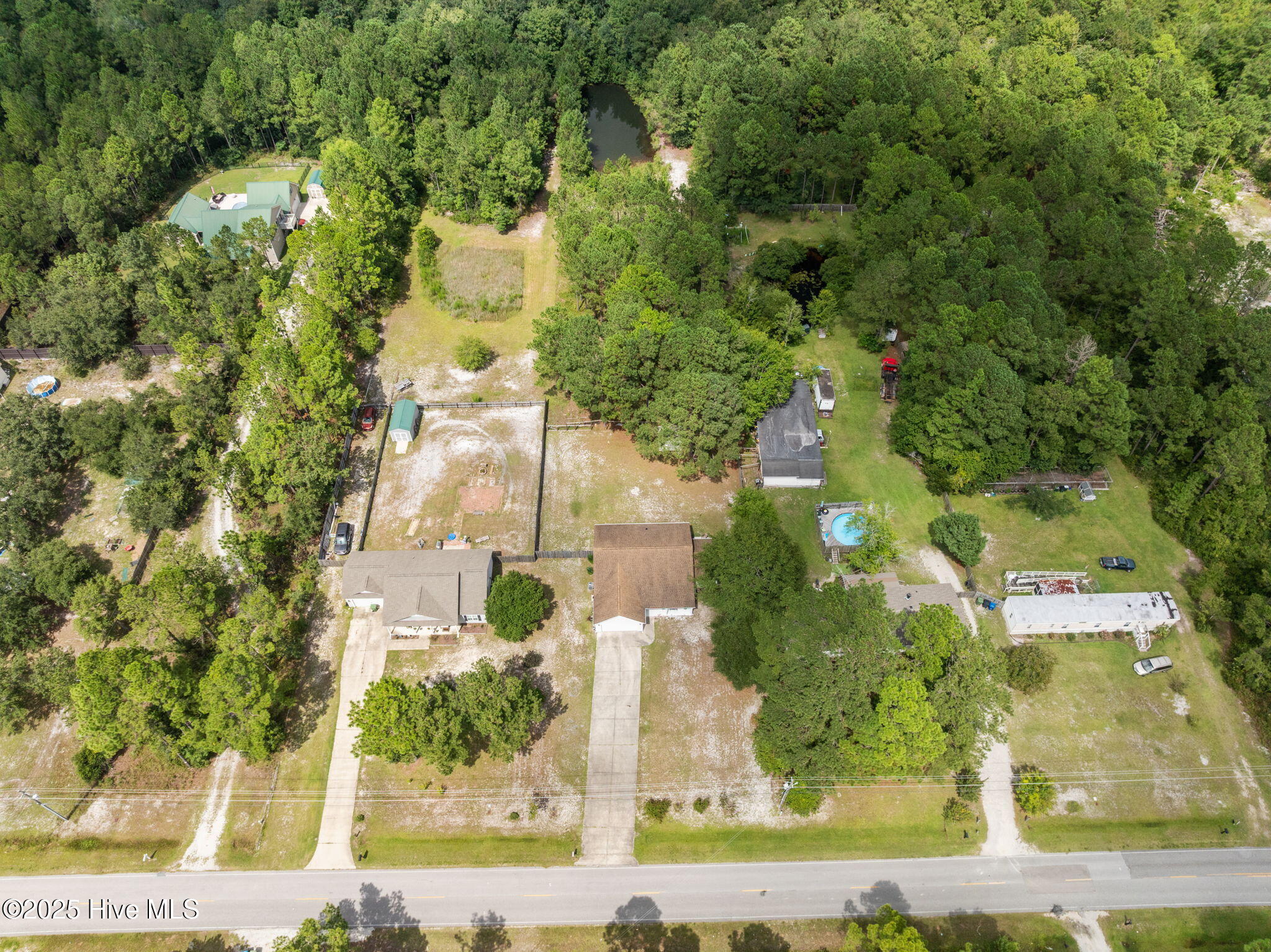 100526842 | Photo 47