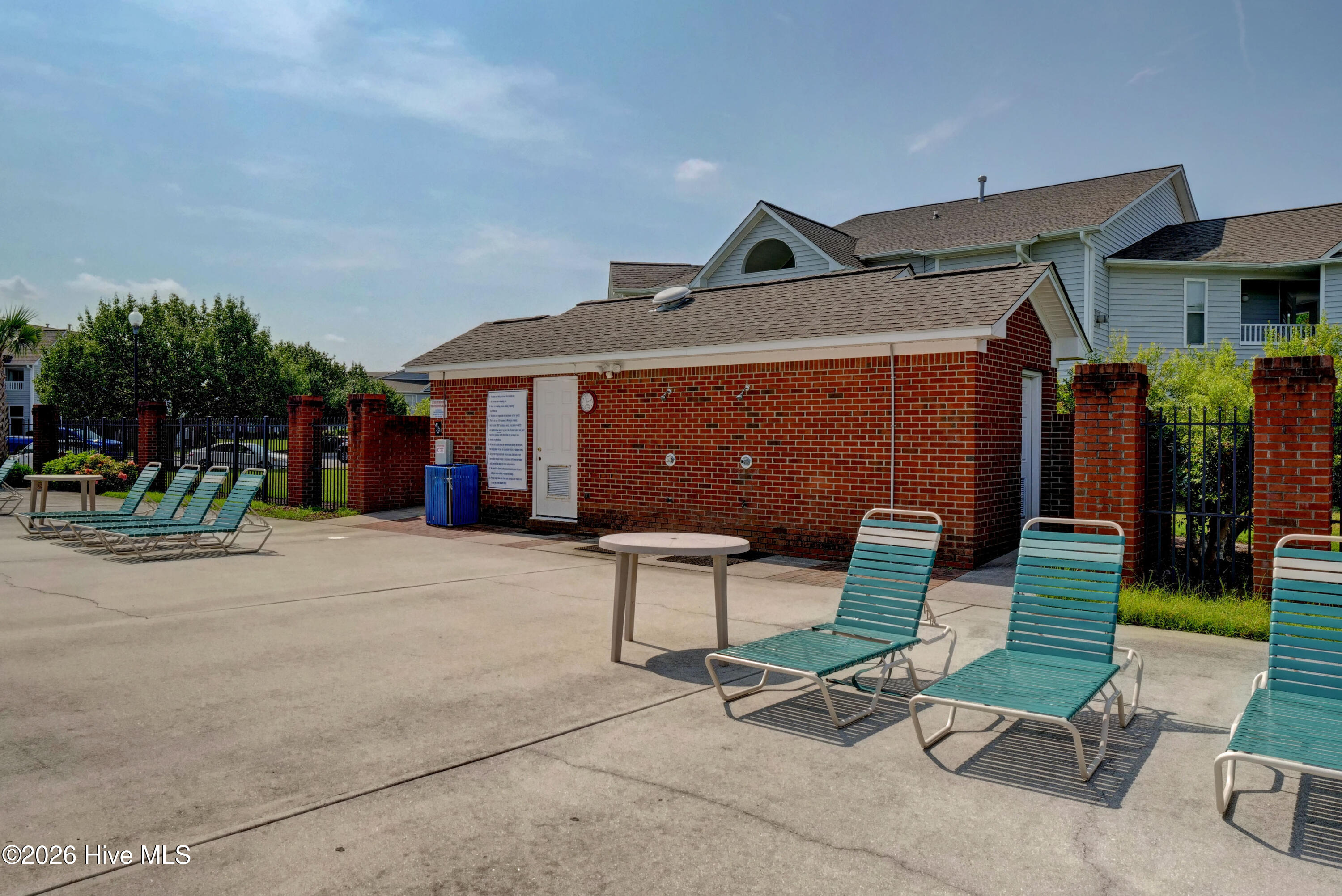 100550758 | Photo 23